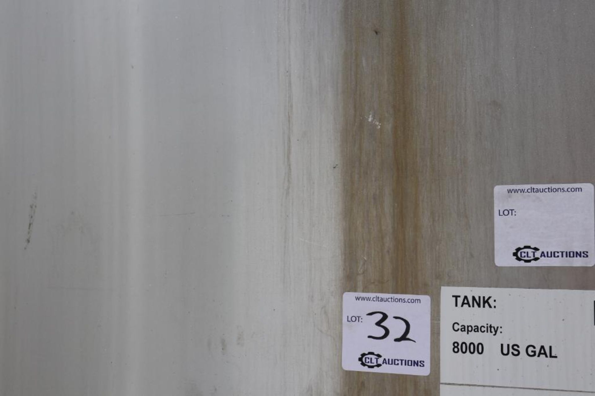 8000 gallon stainless steel tank - Image 4 of 5