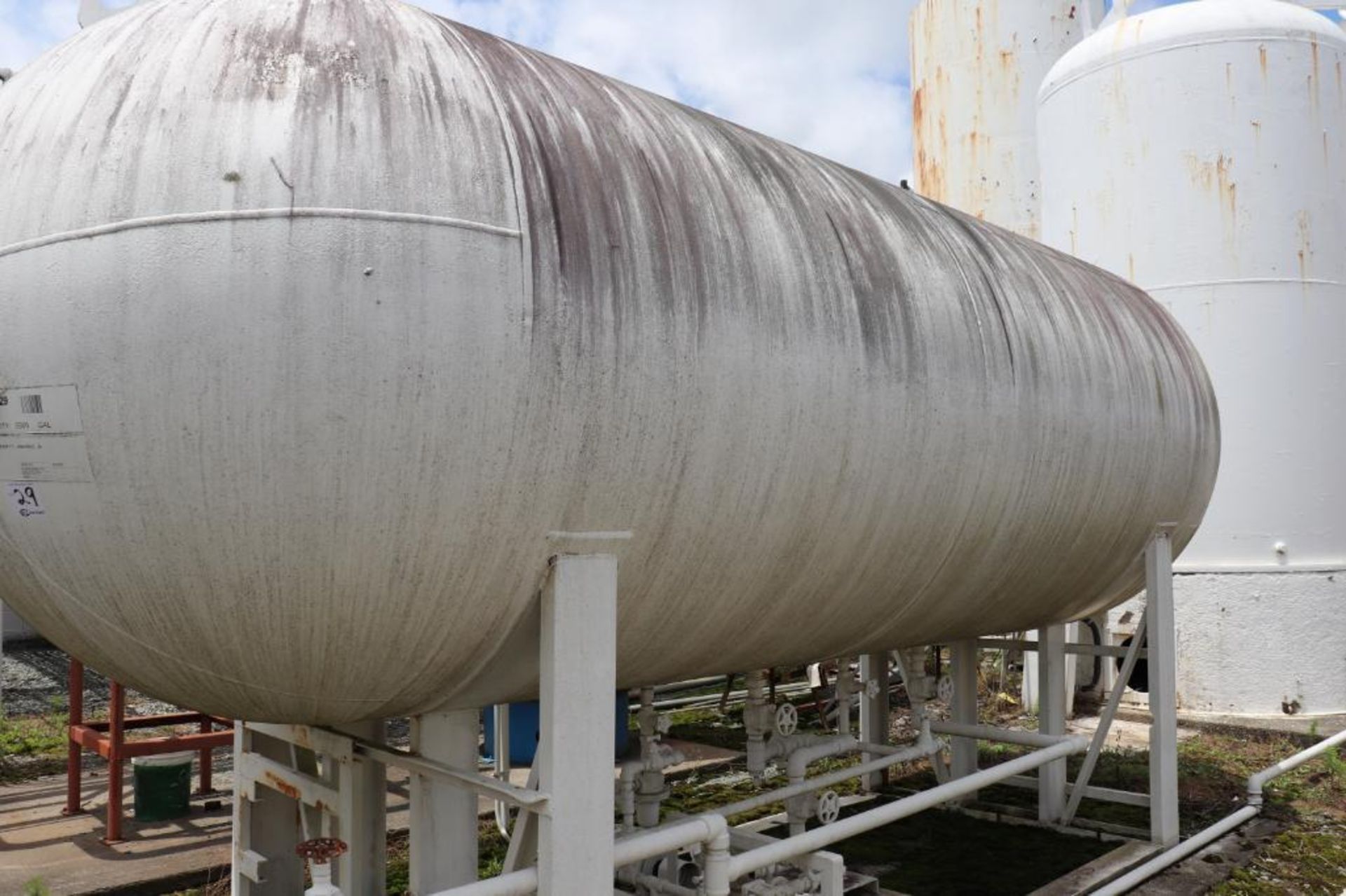 Tank farm section 6k - 30k gallon vertical/horizontal tanks - Image 19 of 27