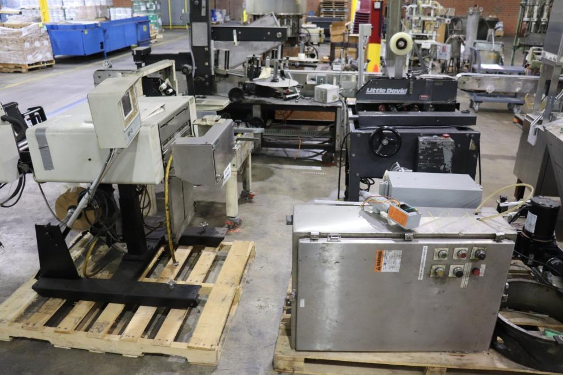 Packaging equipment - Image 8 of 8