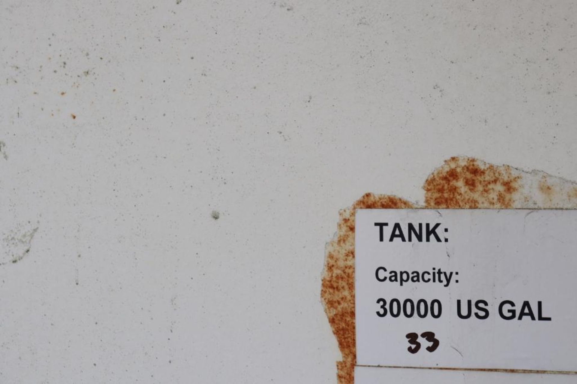 Tank farm section 15k - 30k gallon vertical tanks - Image 11 of 19