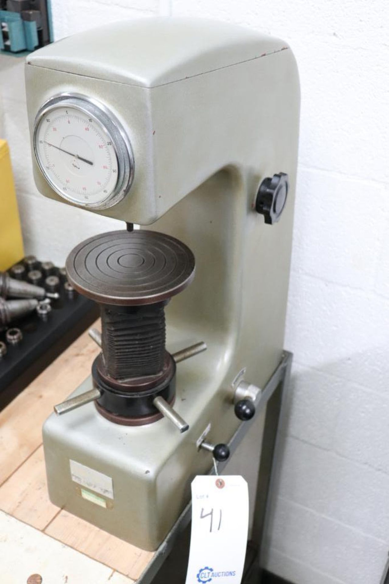 Hardness tester w/ accessories - Image 2 of 6