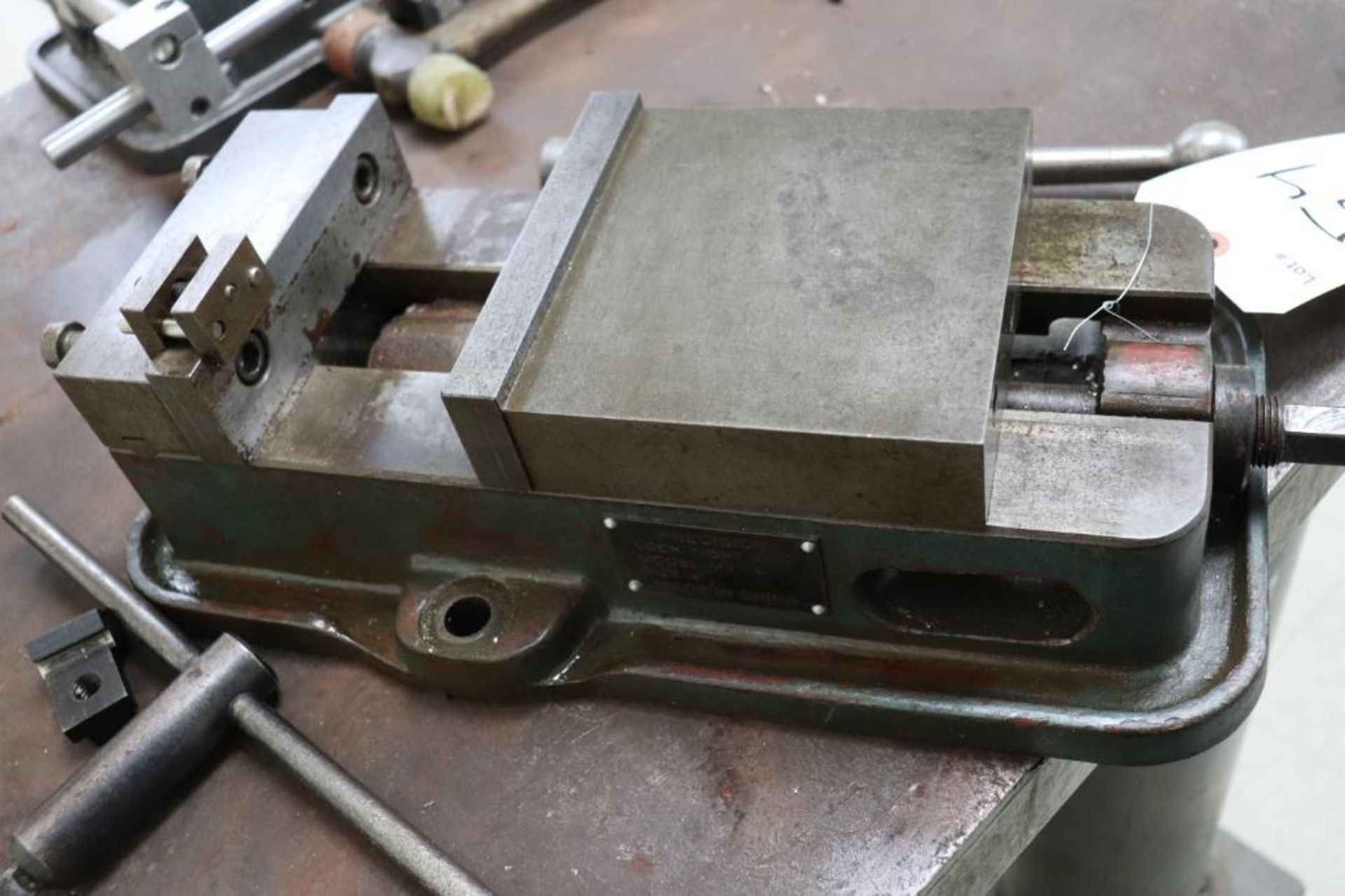 Precision 6" milling machine vise - Image 2 of 4