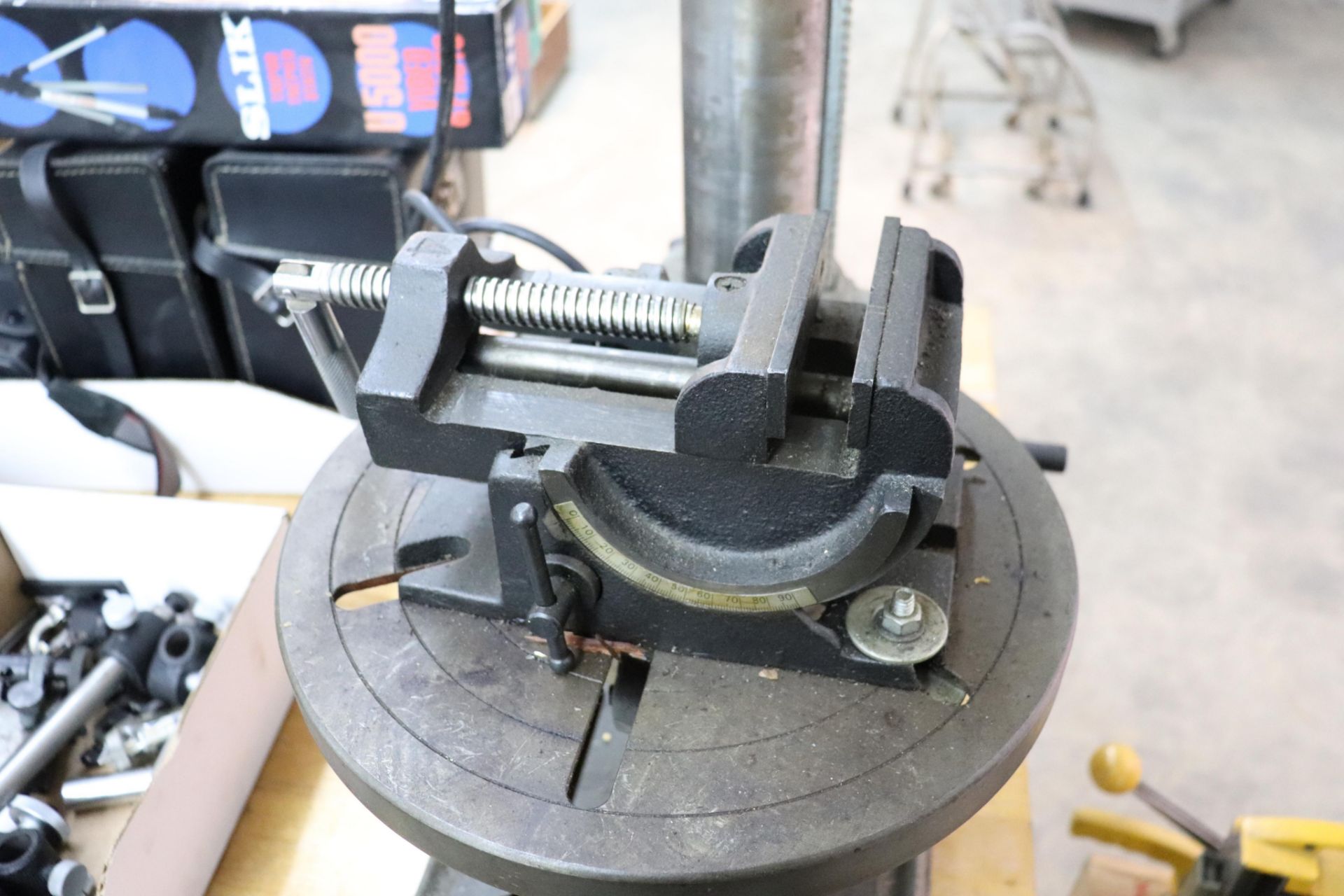 J&L MDP-11018L bench top drill press - Image 3 of 5