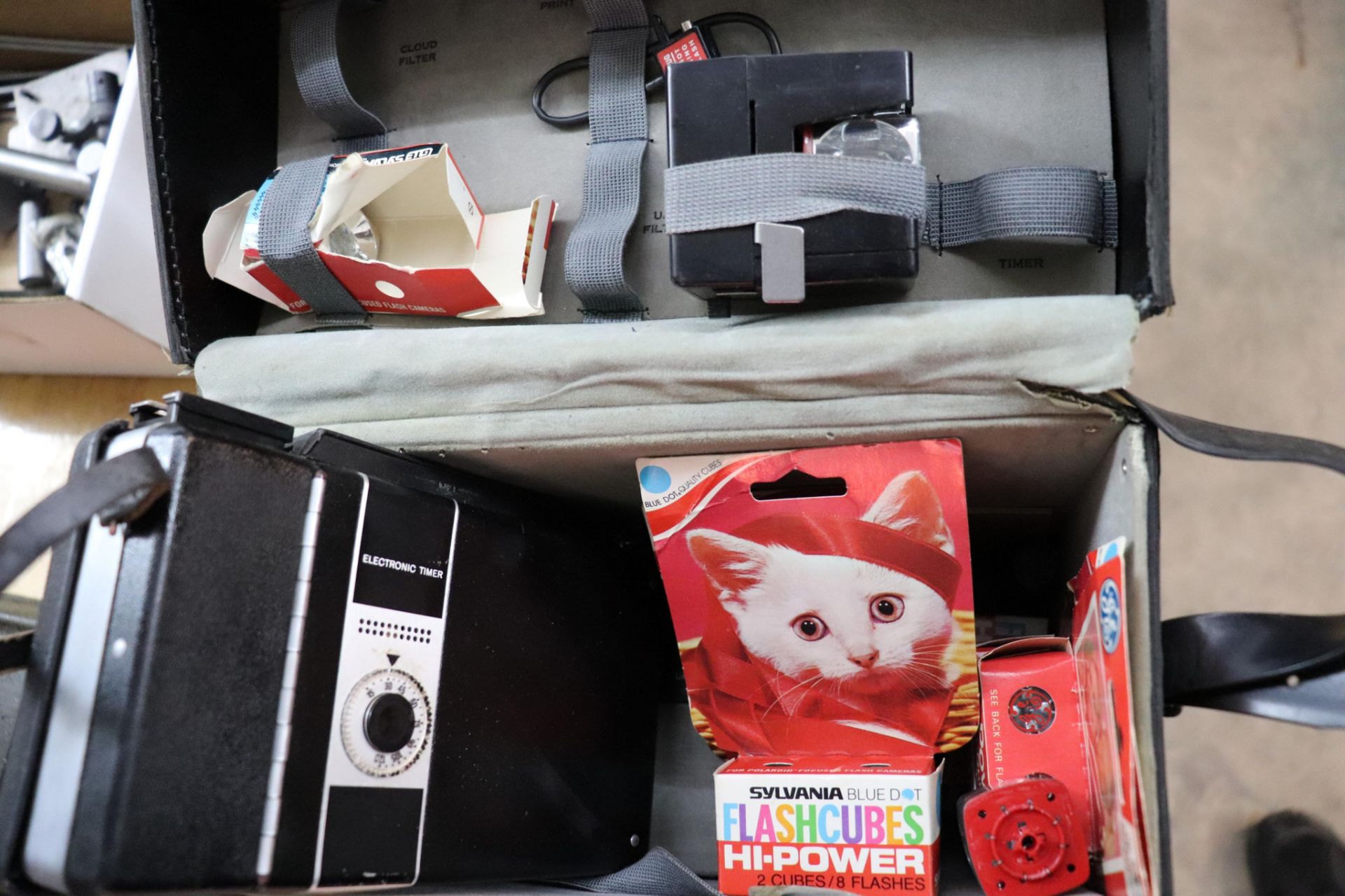 Vintage Nikon & Polaroid cameras - Image 7 of 7