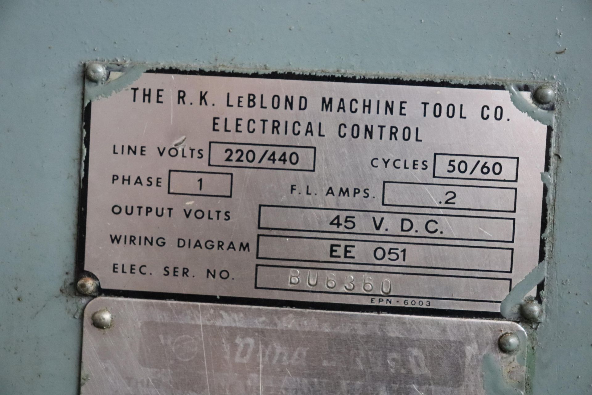 Leblond geared head lathe 18" x 64" - Image 7 of 7