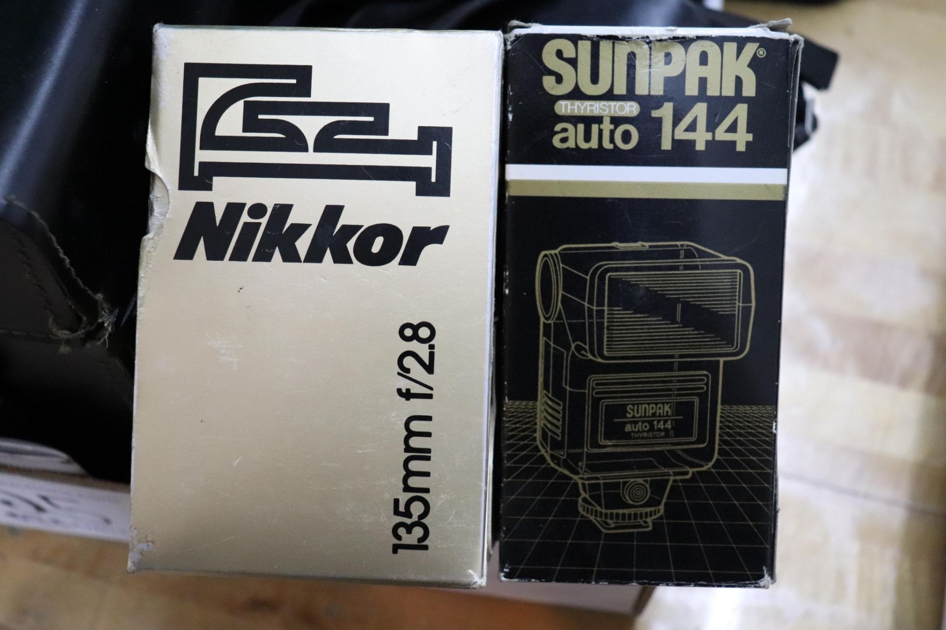 Vintage Nikon & Polaroid cameras - Image 3 of 7