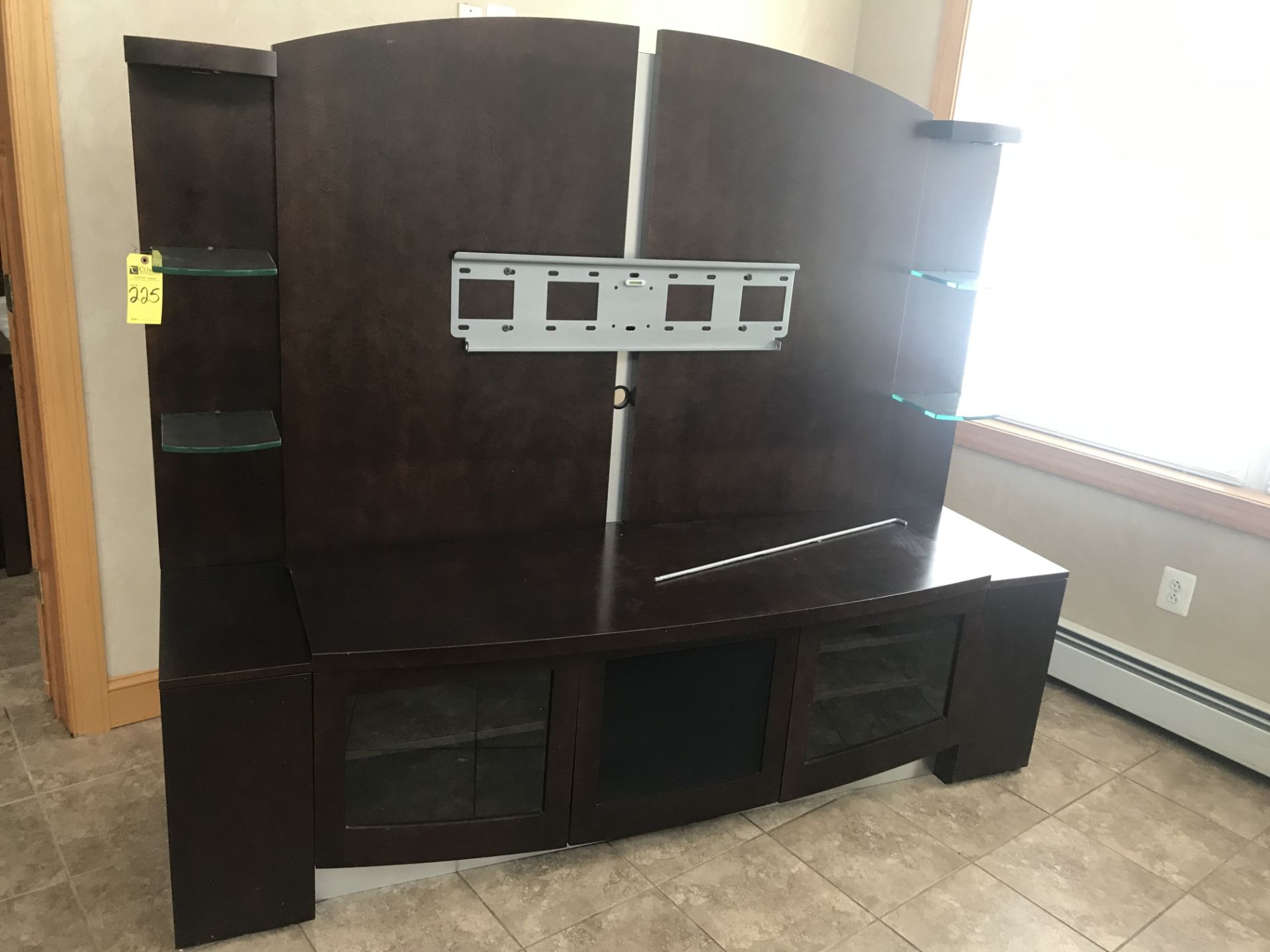 Entertainment Center, 7'