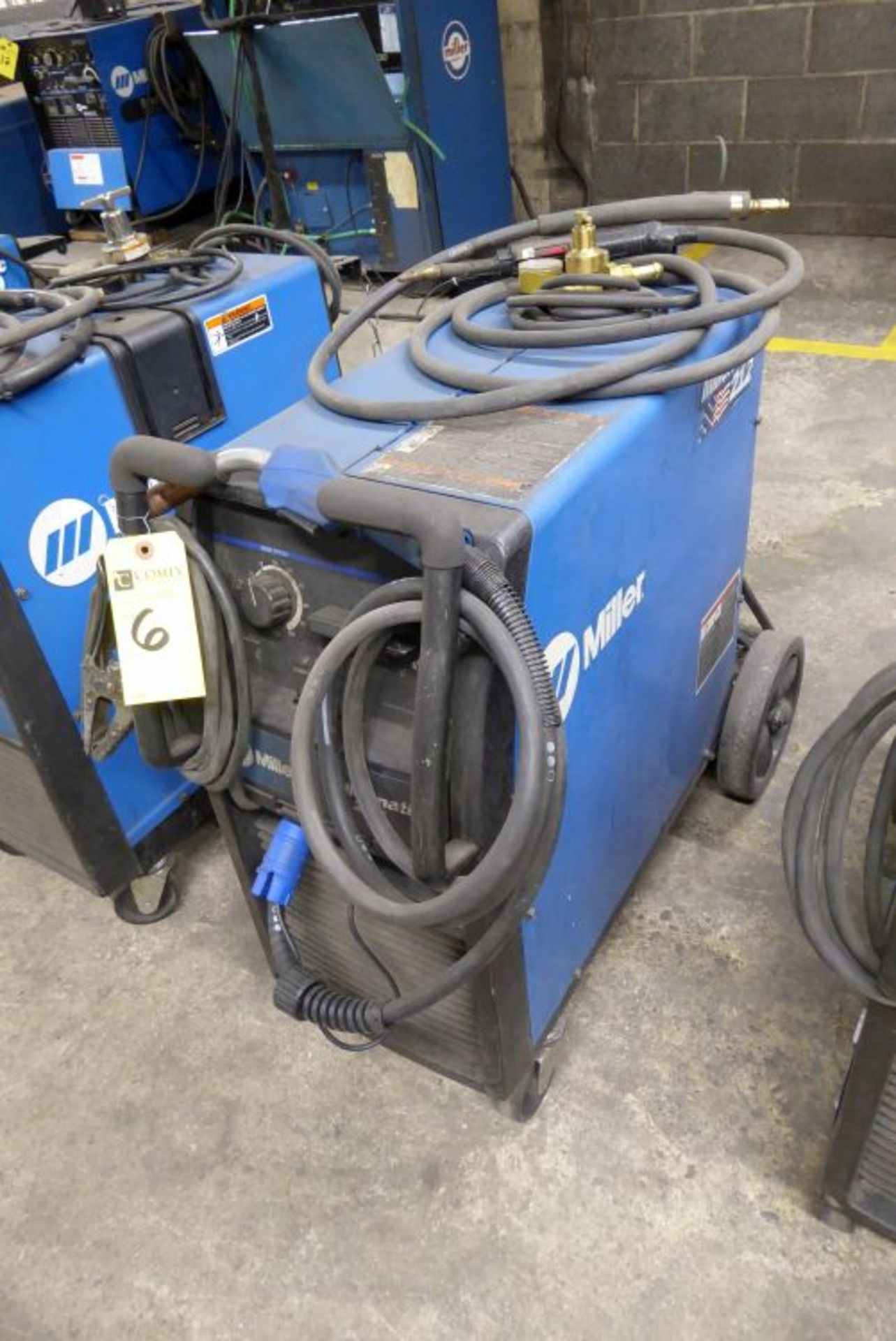 Miller Millermatic 212 Mig Welder