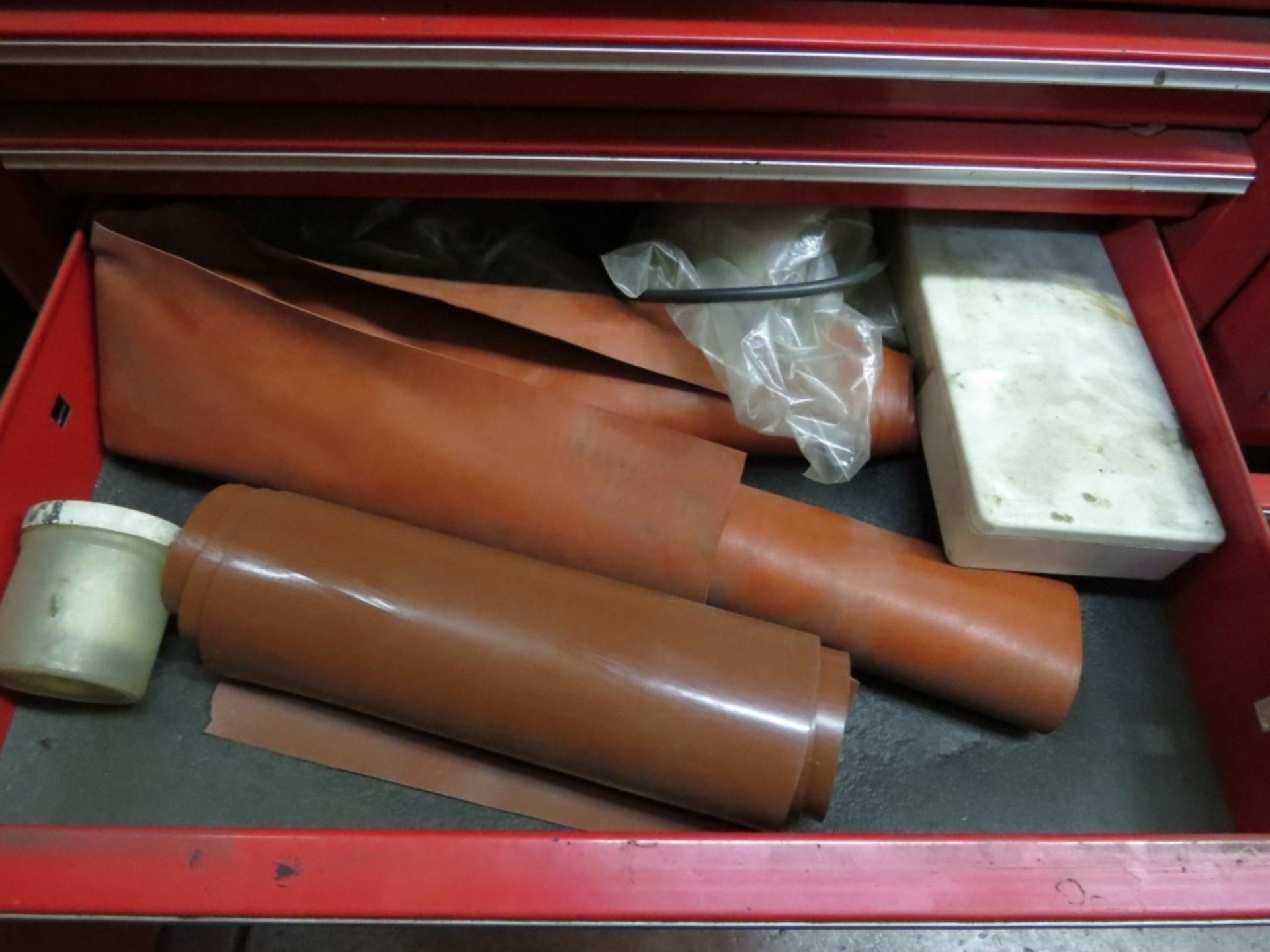 Rolling Snap-on Tool Chest and Contents- - Image 5 of 7