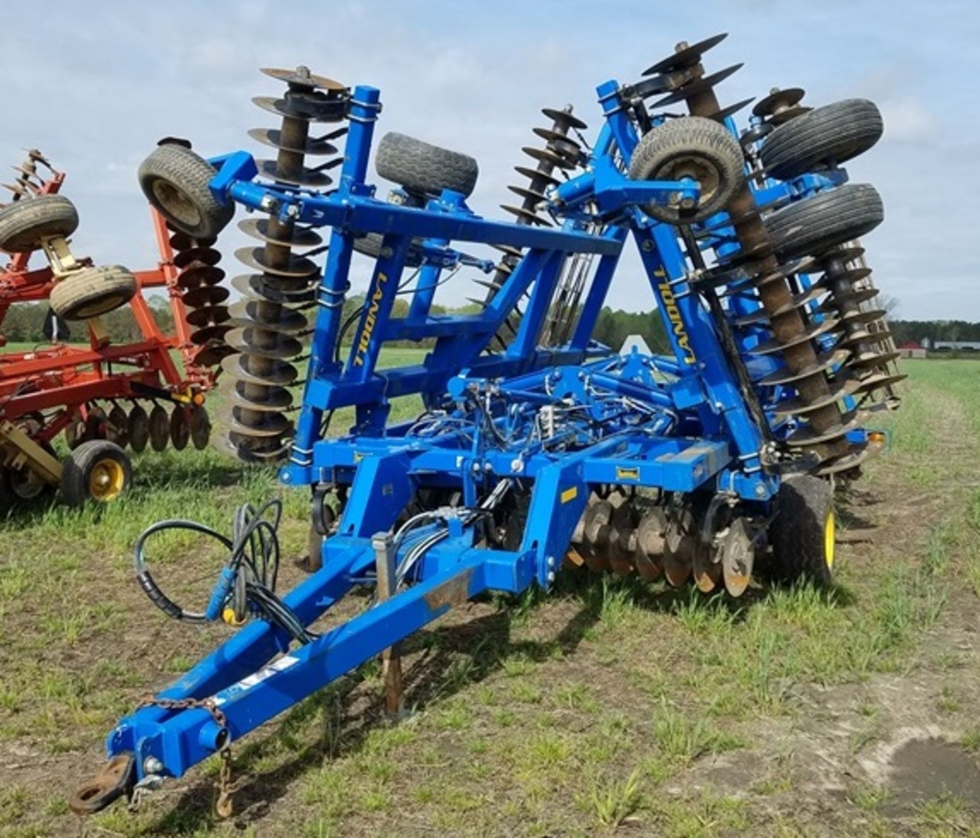 Landoll 7431 variable tillage disc 28' - Image 4 of 6