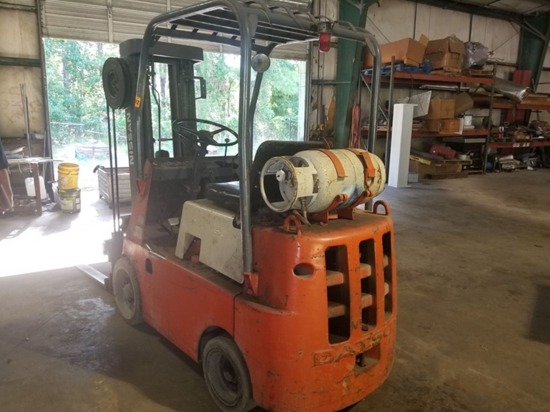 DATSUN forklift, LP gas, hard tire - Bild 2 aus 5