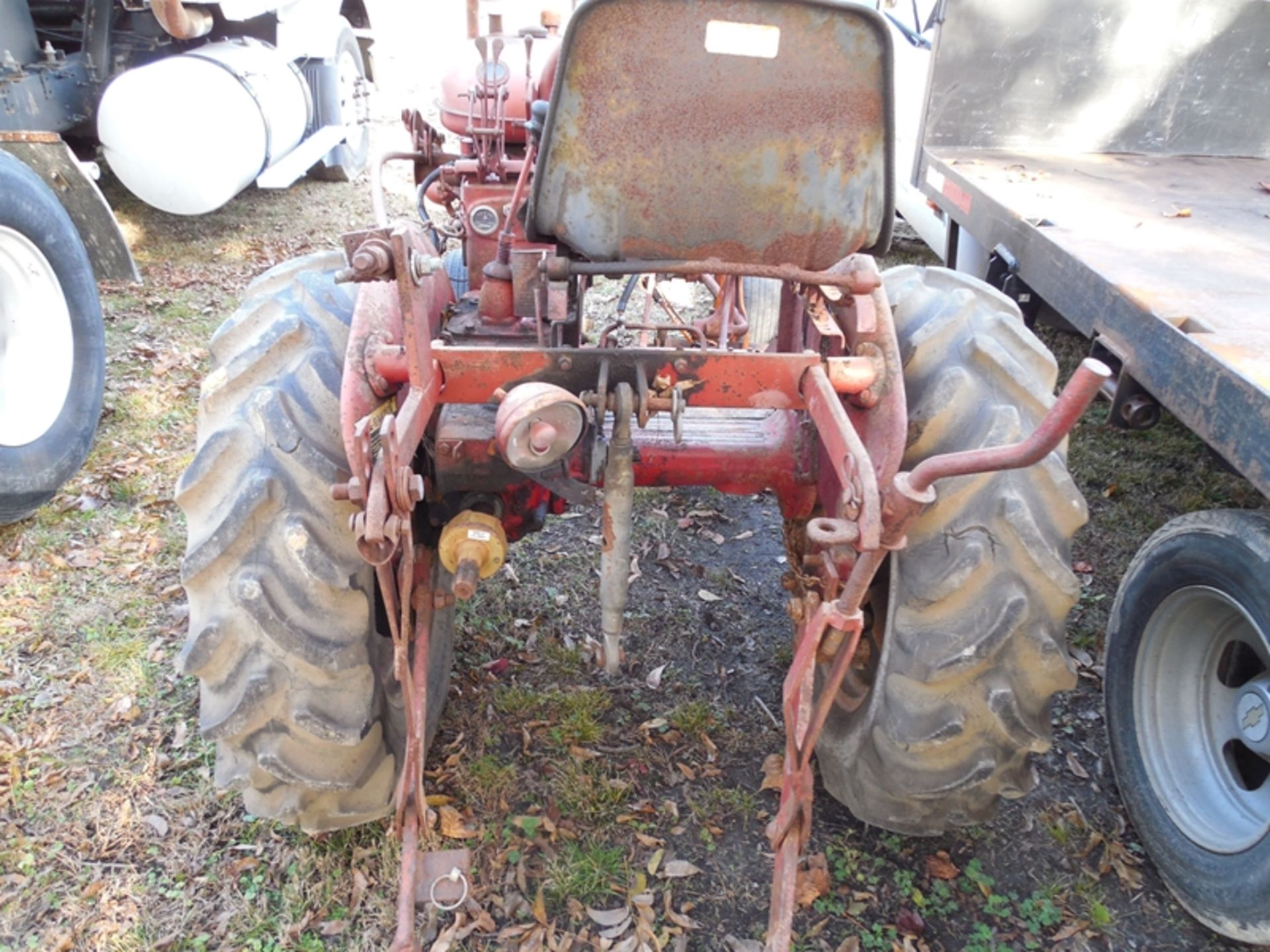 Farmall Super A not running - Image 3 of 3