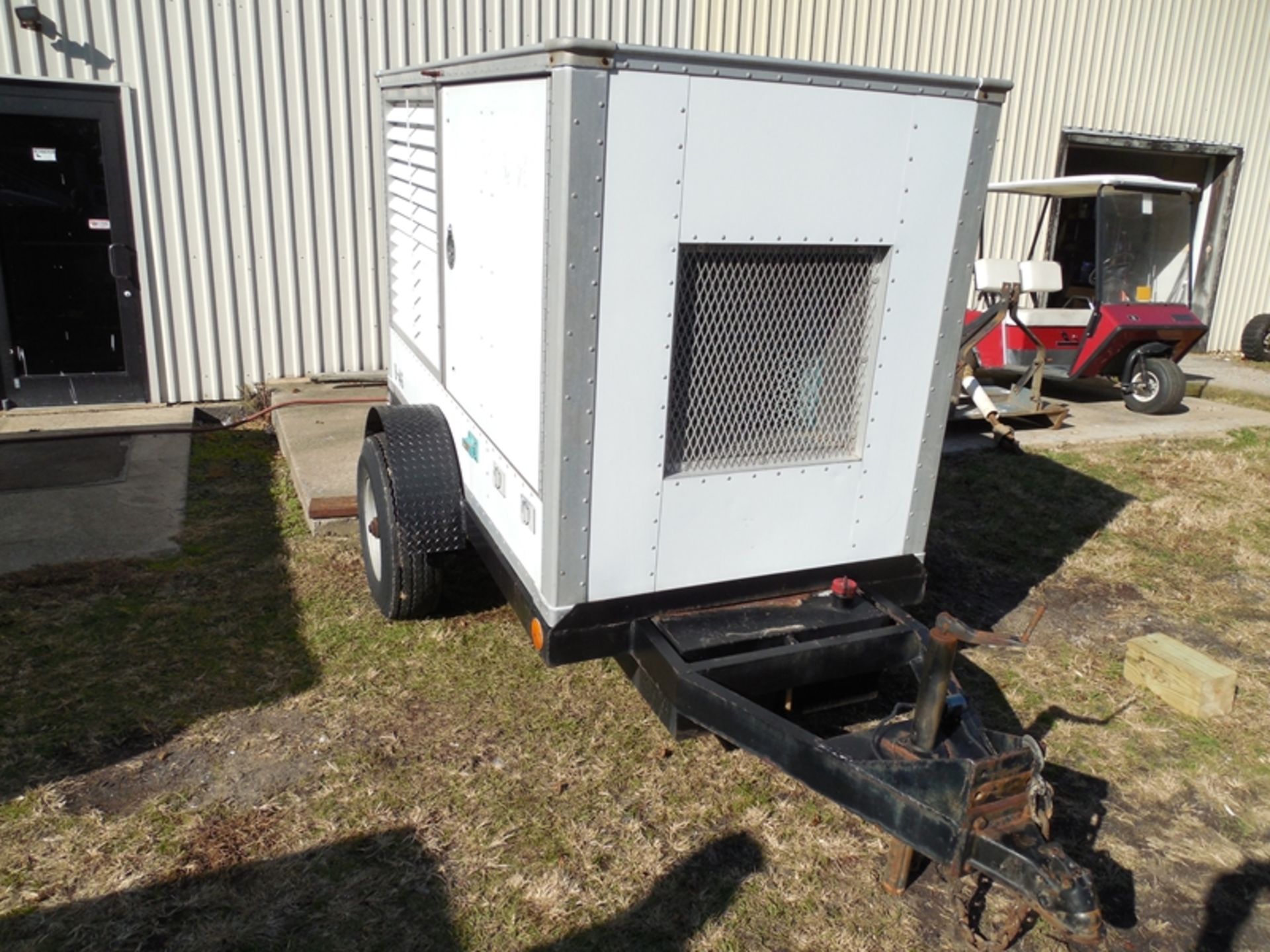 Onan gas generator 30 KW 3 phase on trailer self contained showing 422 hrs self contained showing