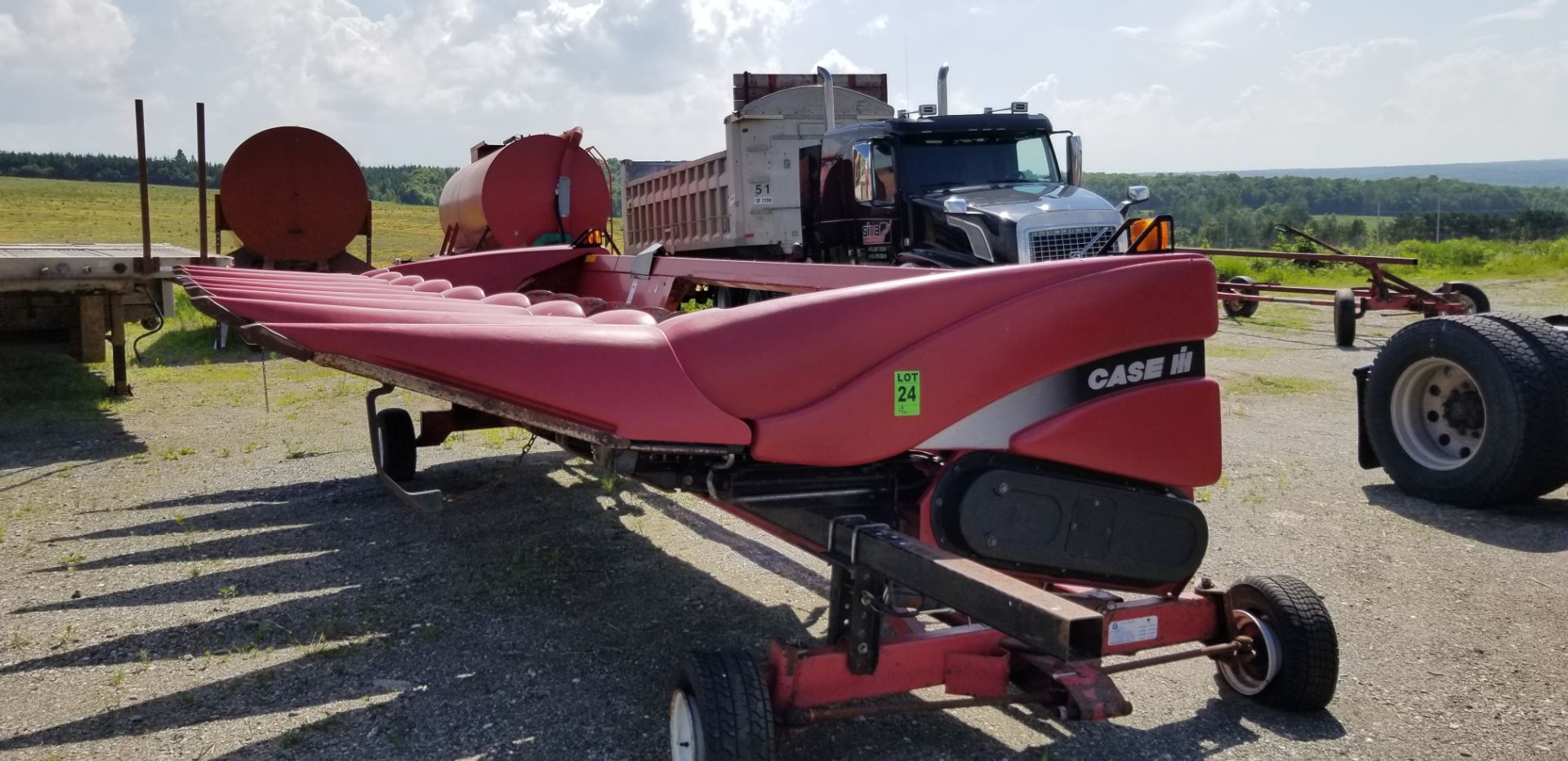 CASE 8-Row corn head