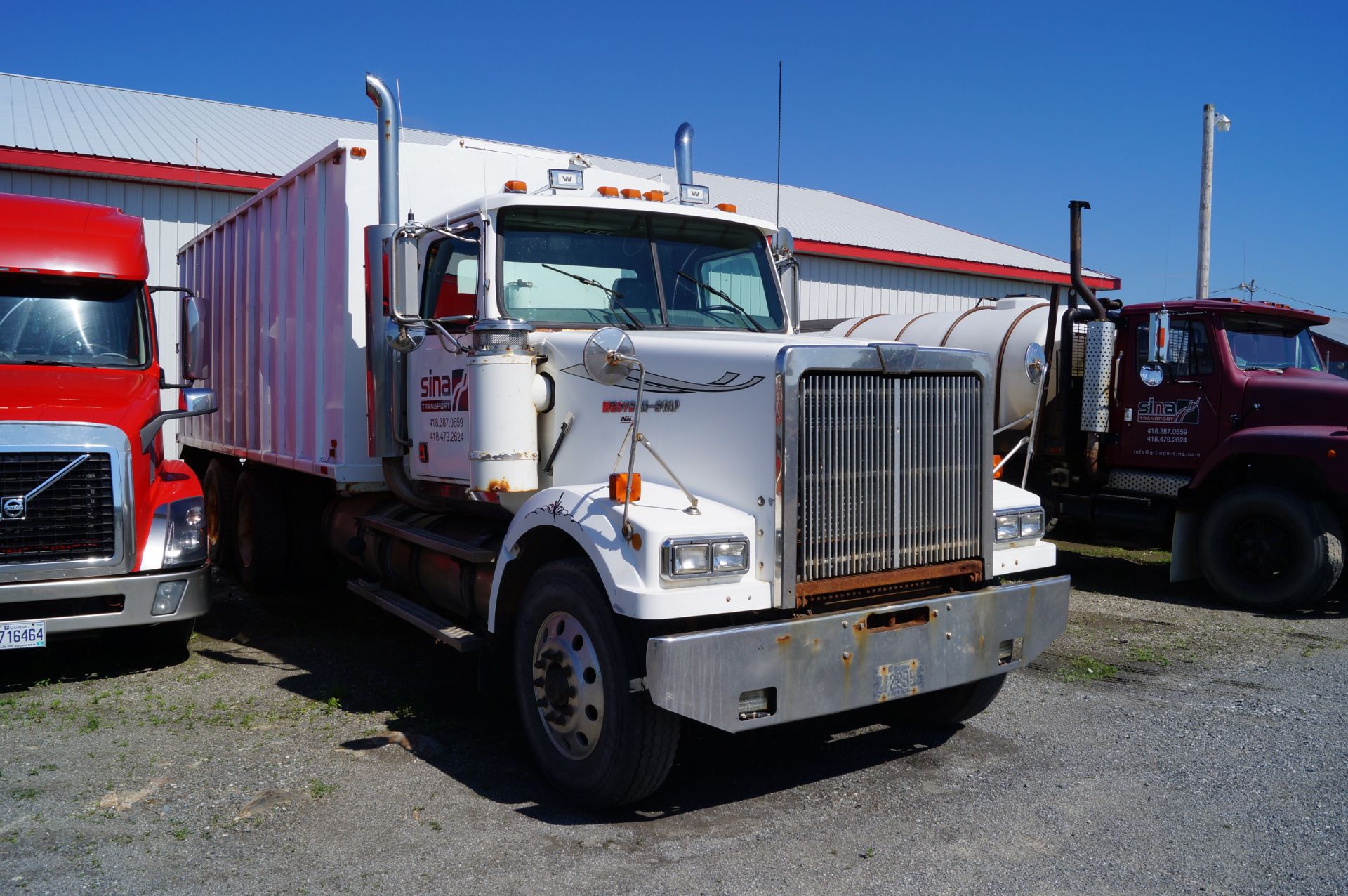 1998 WESTERN STAR 4964FX with 20' Aluminum Grain Tipping Bin - Image 4 of 21