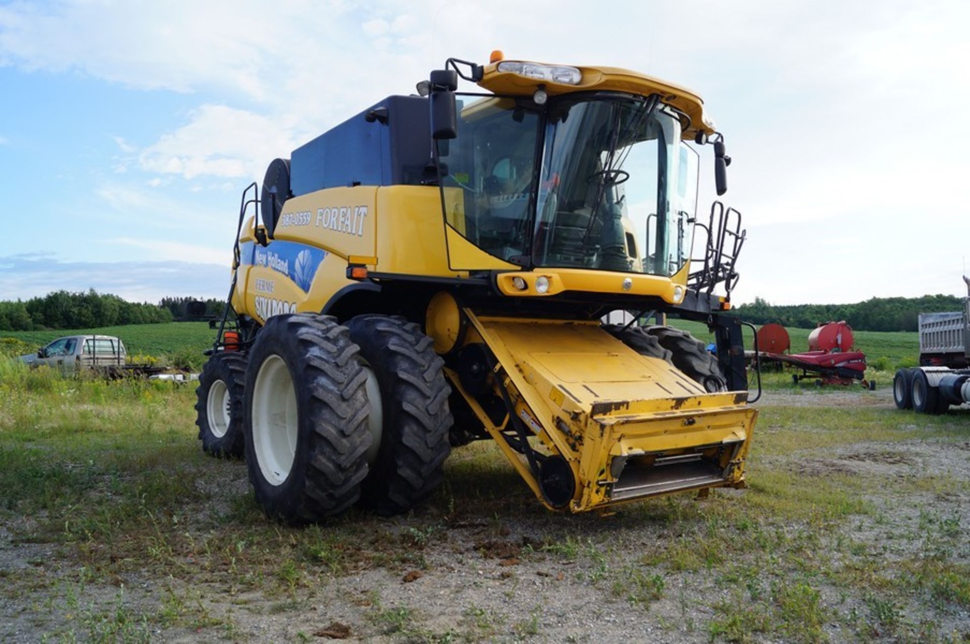 2008 NEW HOLLAND CX8080 Combine Harvester, 4700 Sep.hrs - Image 4 of 24