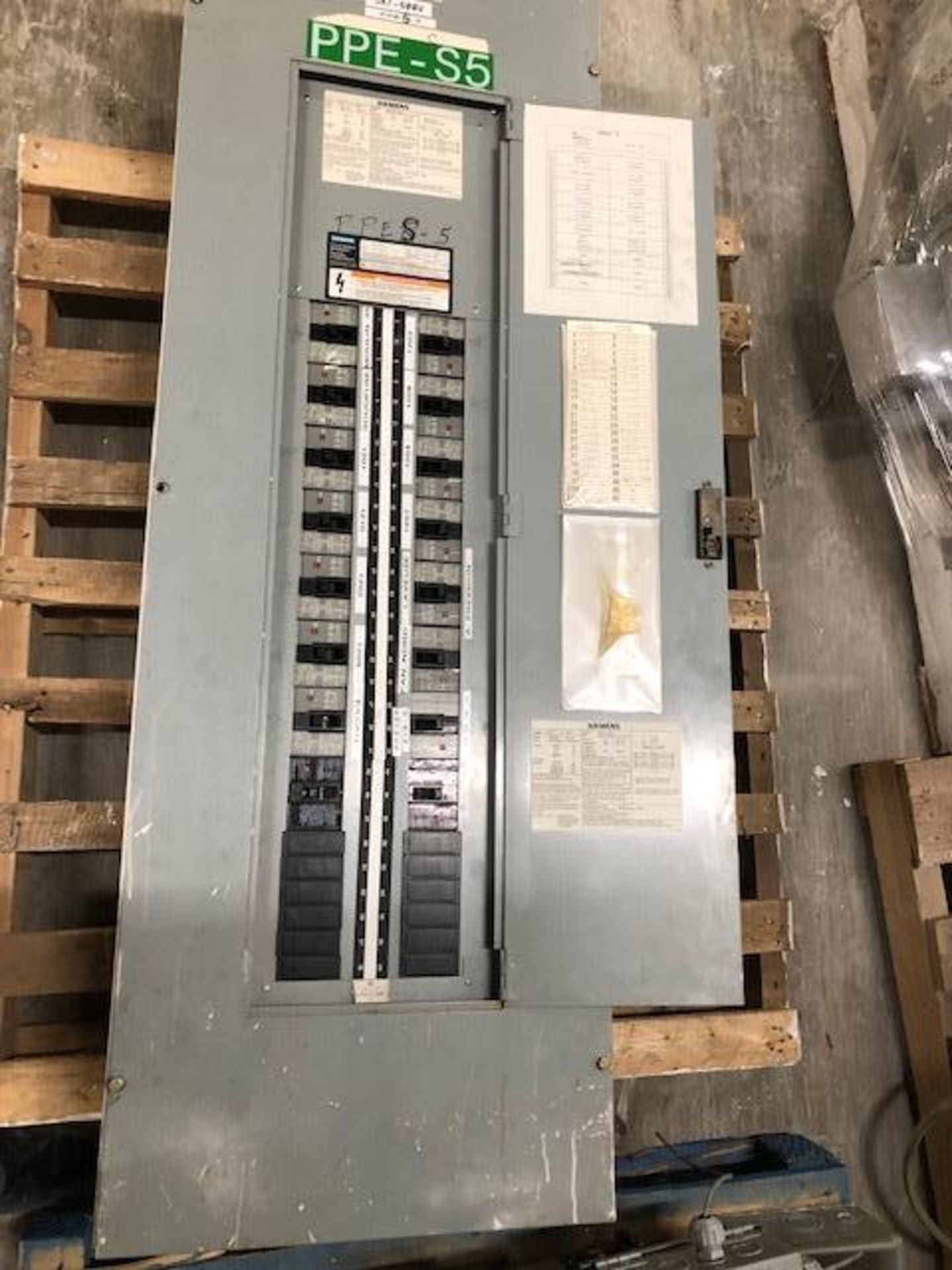 Electrical panel, 600v breaker