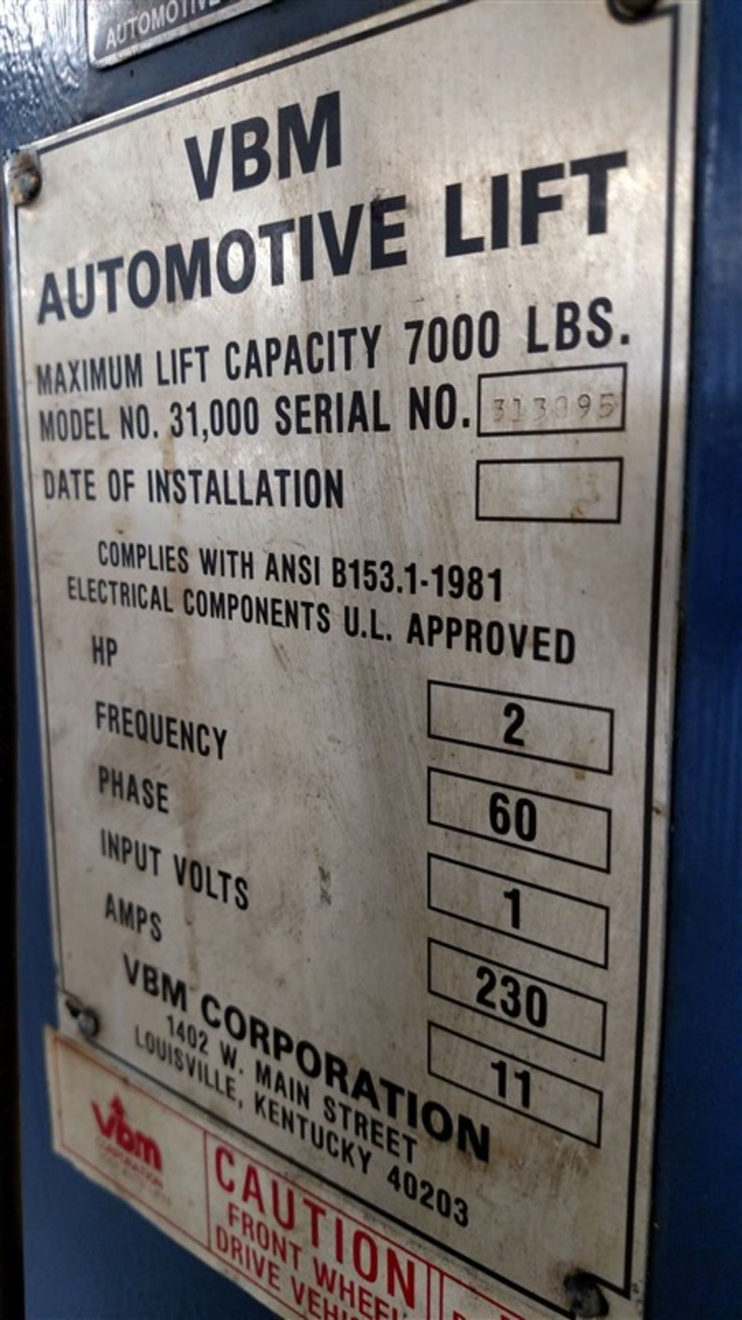 (1) VBM Model 31000 (7,000#) 2-Post Surface Lift s/n 313095 (1 x Your Bid) - Image 3 of 9