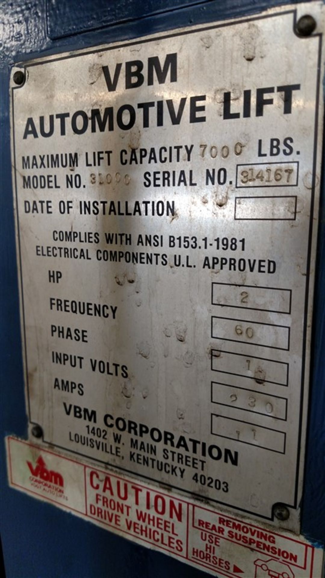 (1) VBM Model 31000 (7,000#) 2-Post Surface Lift s/n 314167 (1 x Your Bid) - Image 3 of 9