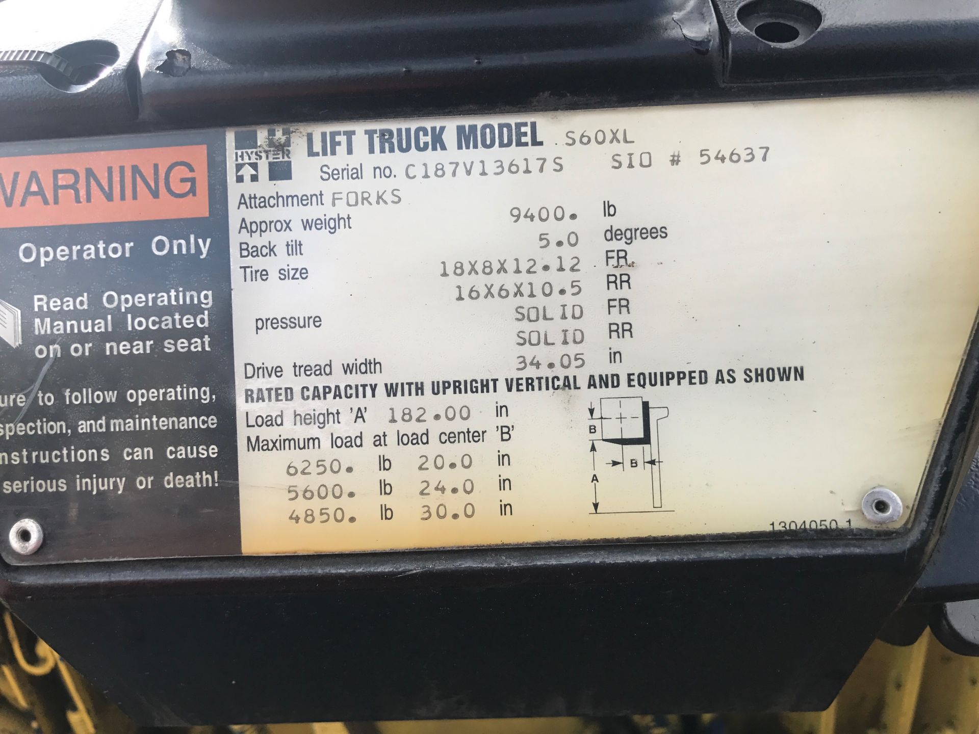 HYSTER 6,000LBS SIDE SHIFT 3 STAGE LPG FORKLIFT - Image 6 of 7