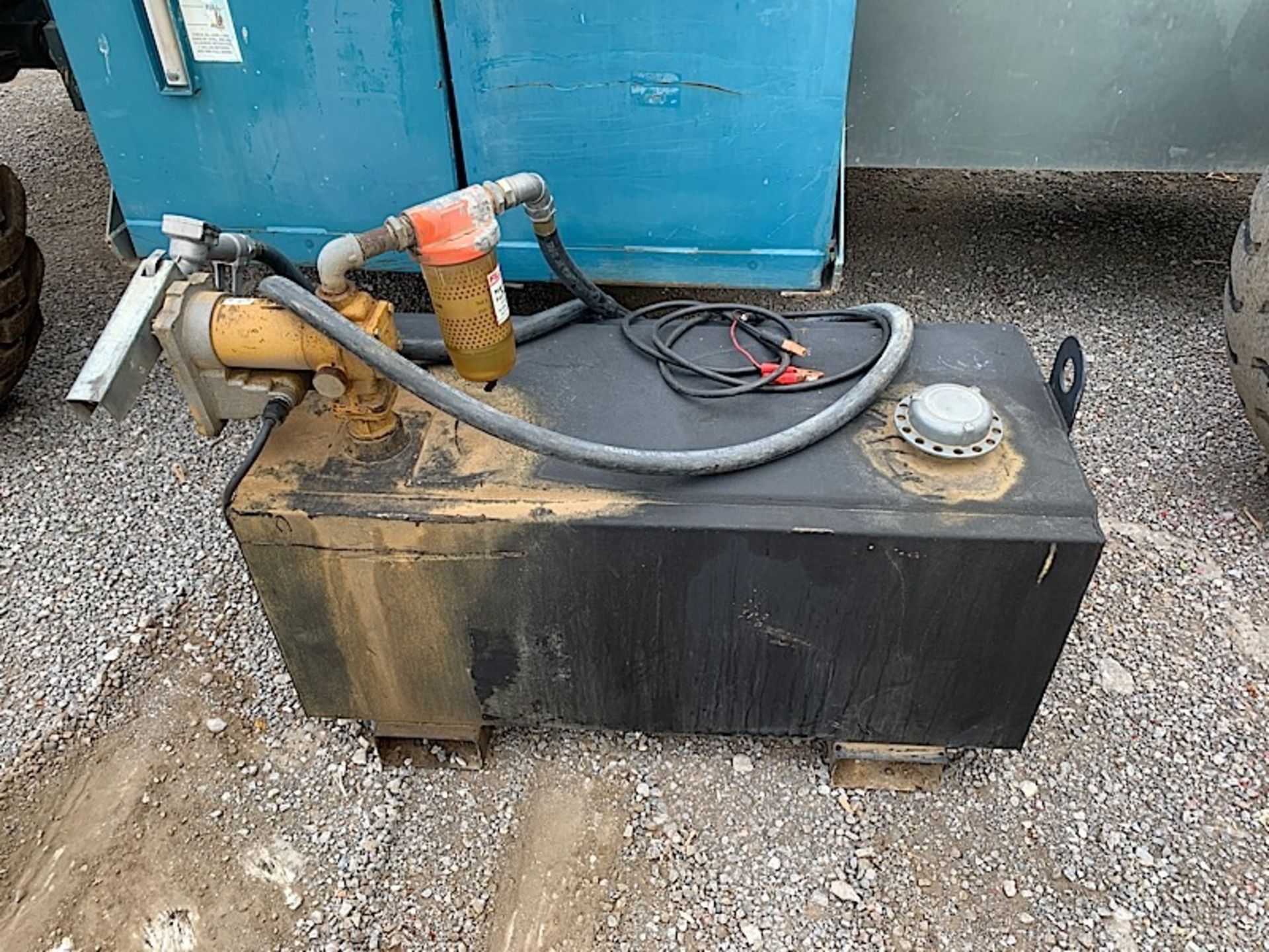 12 VOLT PORTABLE FUEL TANK W/PUMP