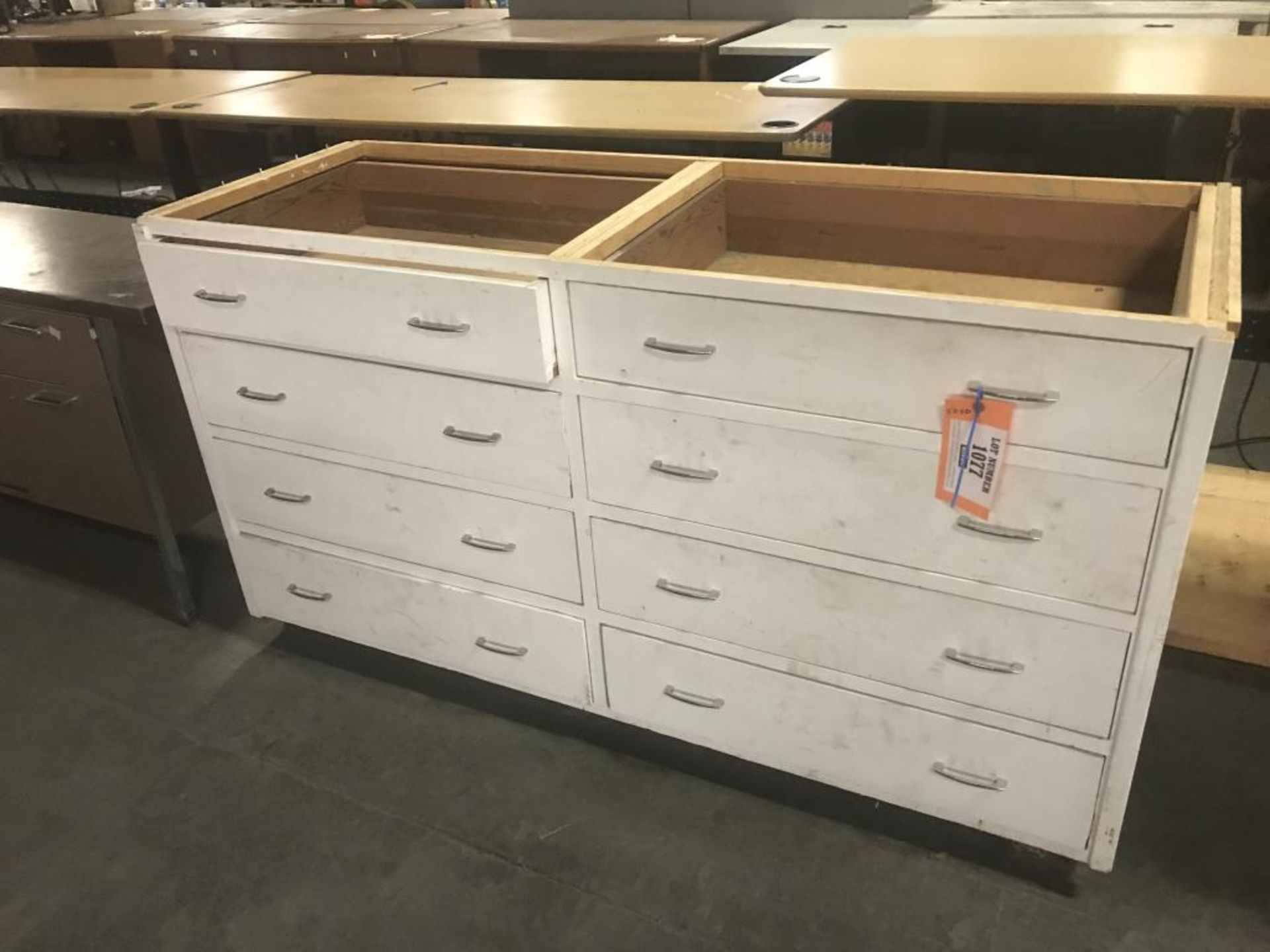 Storage cabinet