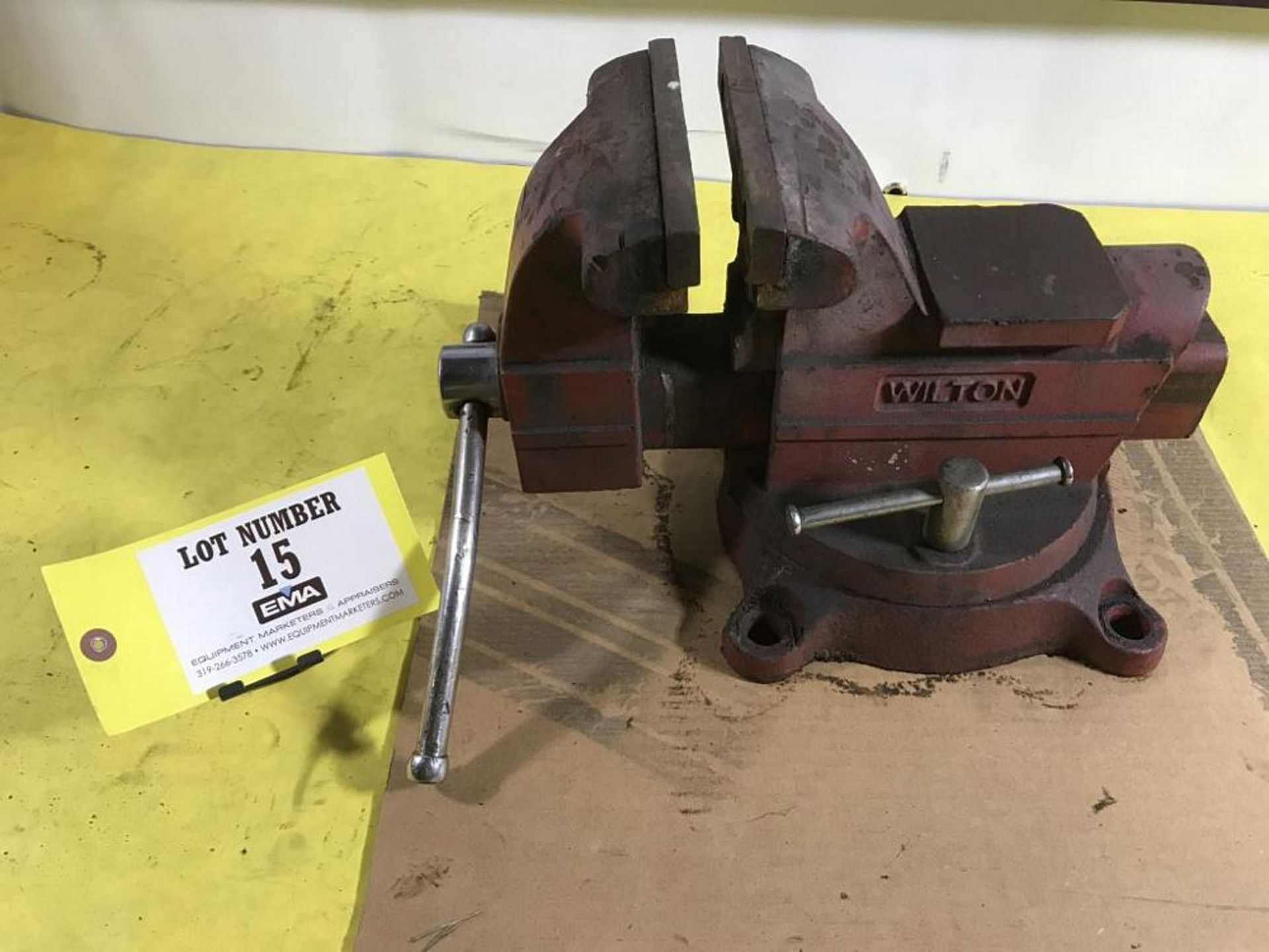 Bench Vise