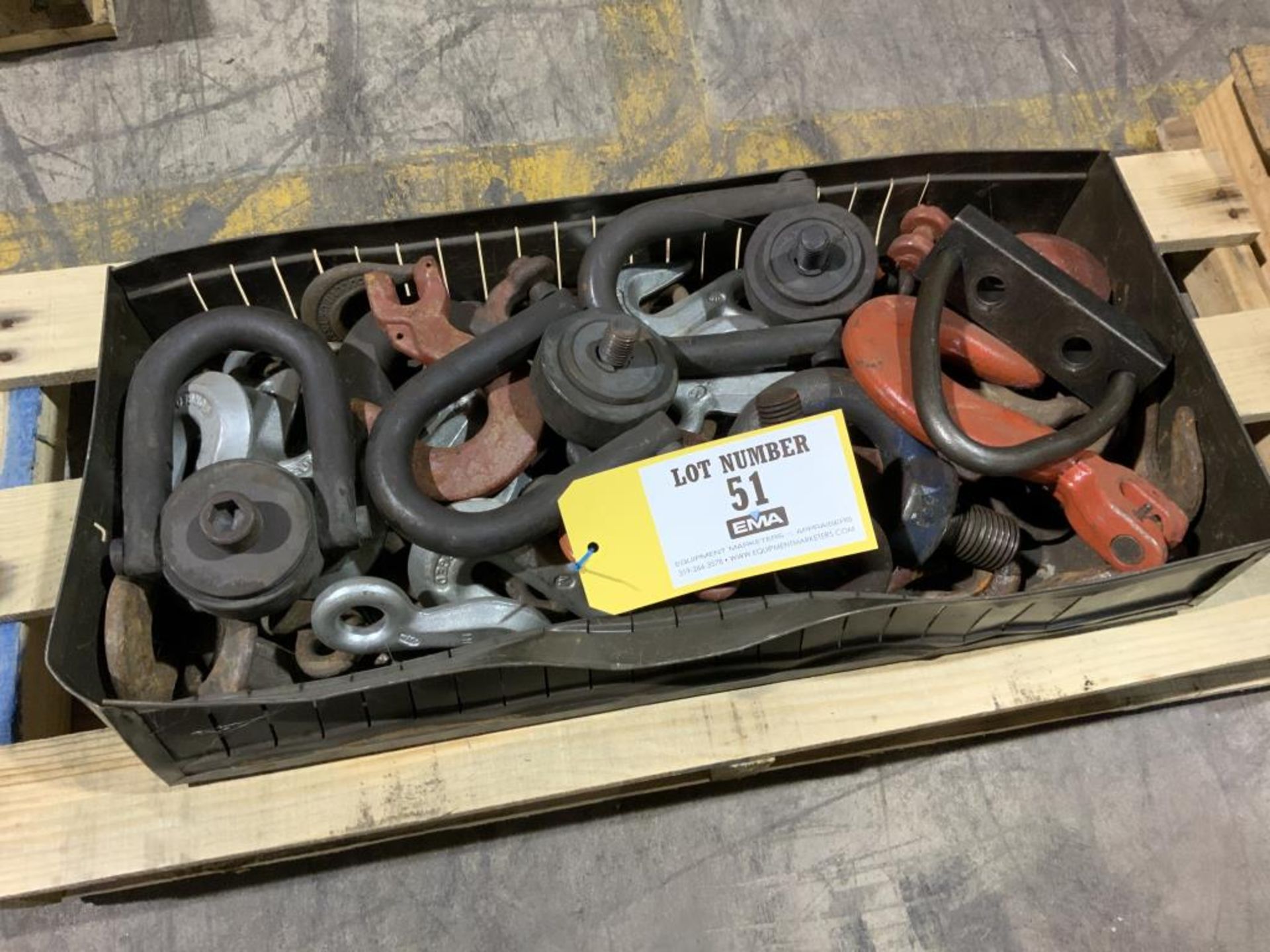 Assorted chain hooks