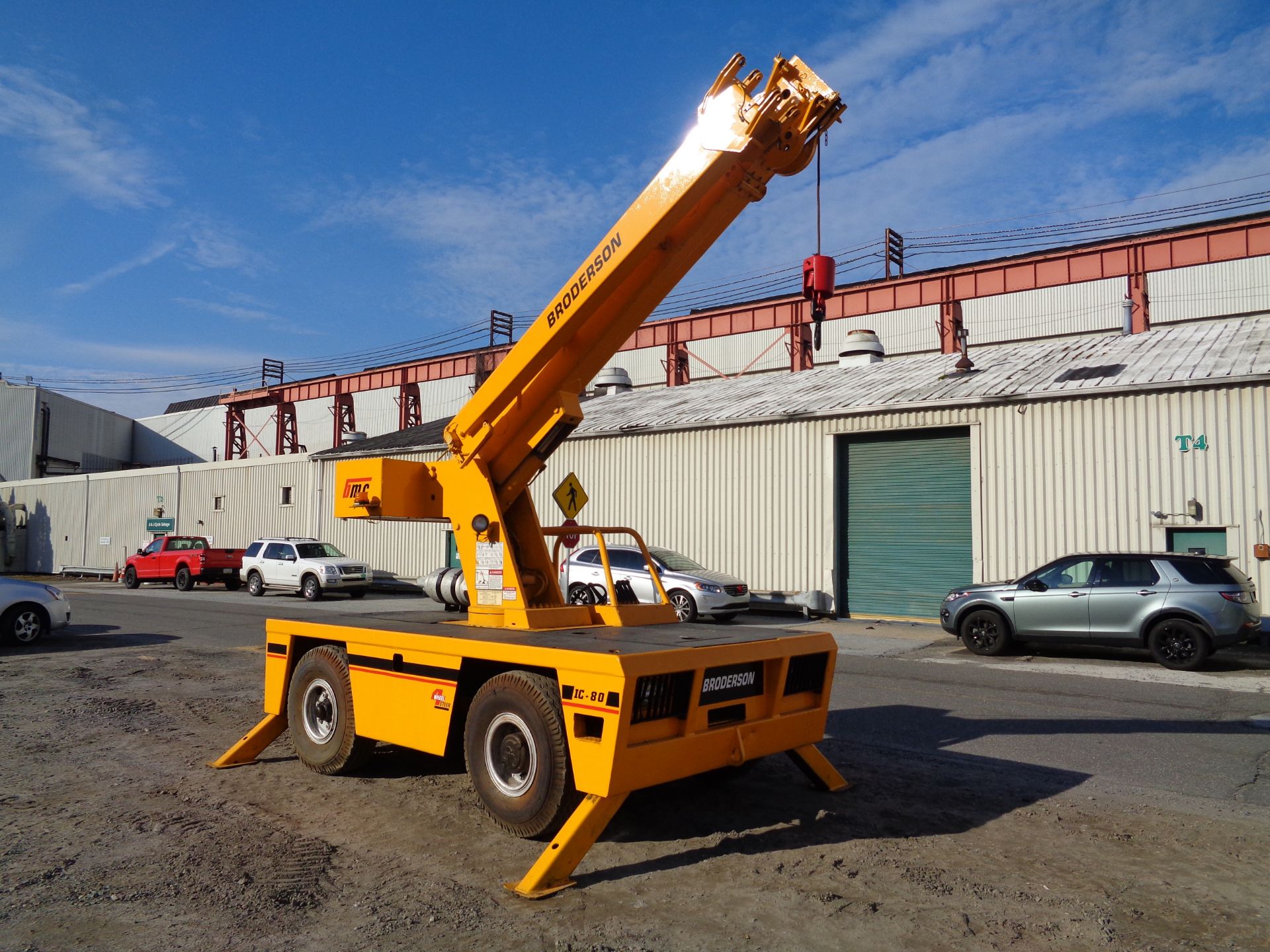 Broderson Carry Deck Crane IC80-2D - 17,000 lbs - Image 13 of 14