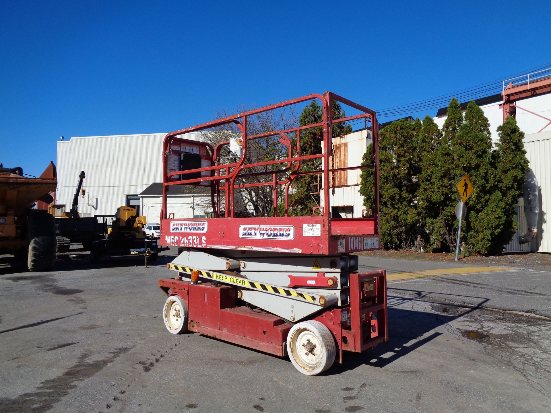 2009 MEC 2633ES Electric 26ft Scissor Lift - Image 28 of 29