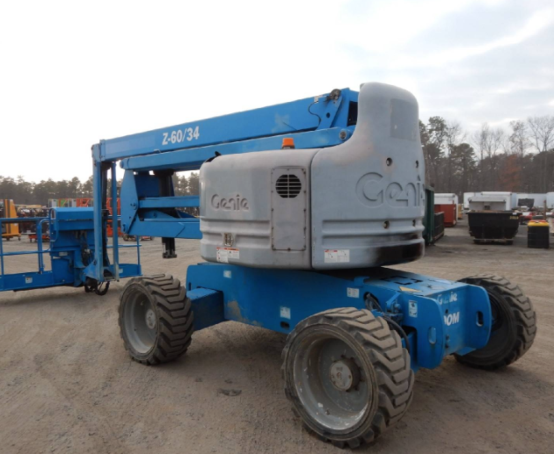 2012 Genie Z60/34 60ft Articulating Boom Lift - Image 2 of 5