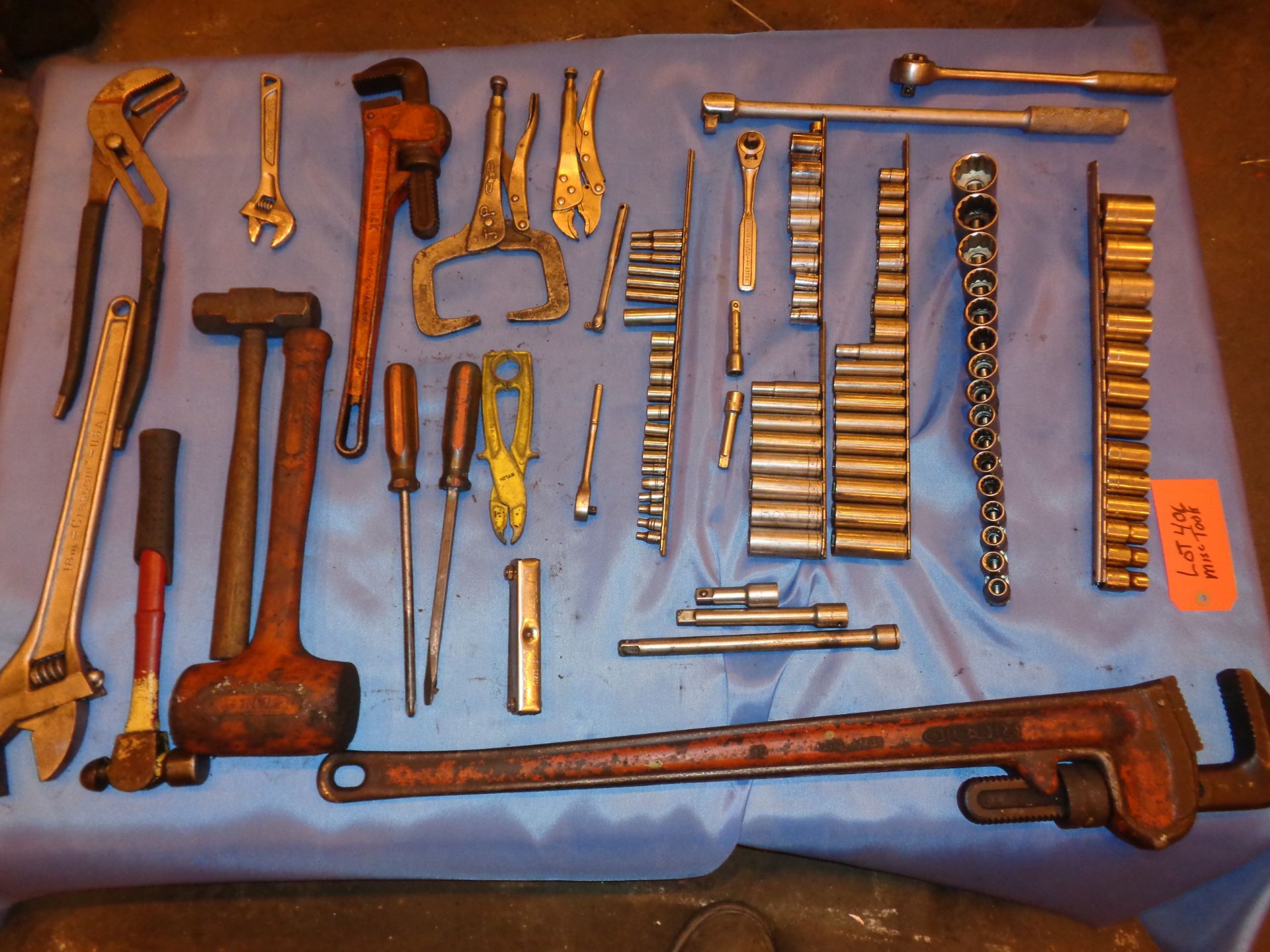 Lot of 5 Sockets Sets and 14 Tools (406) - Image 5 of 10