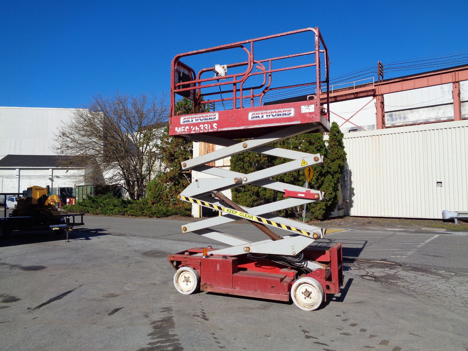 2009 MEC 2633ES Electric 26ft Scissor Lift - Image 16 of 29