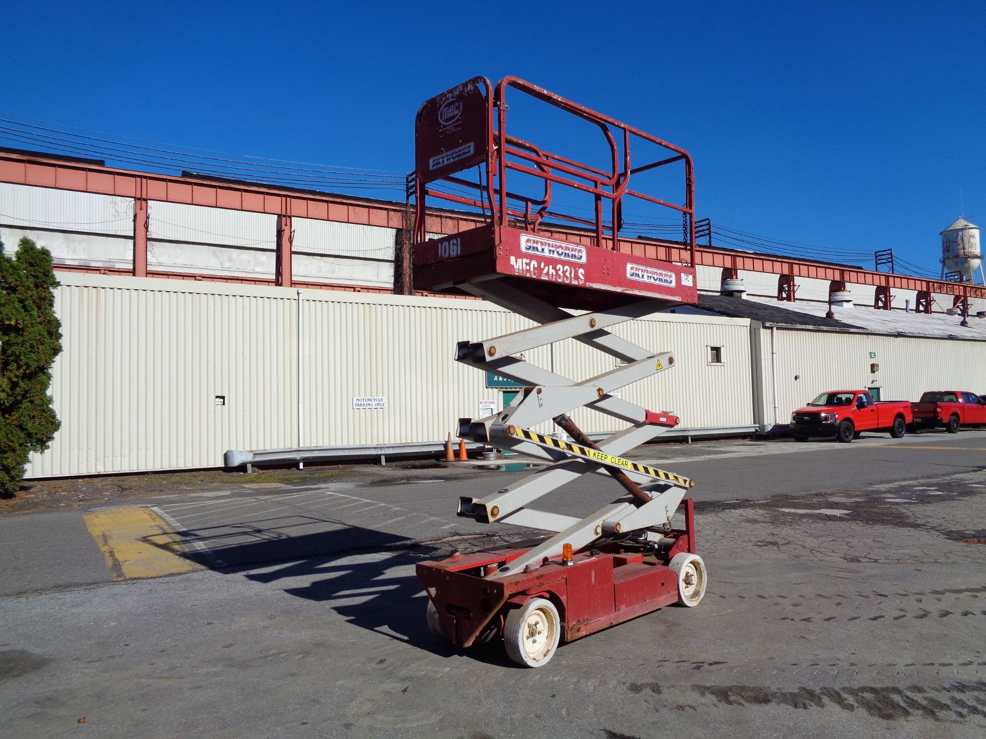 2009 MEC 2633ES Electric 26ft Scissor Lift - Image 14 of 29