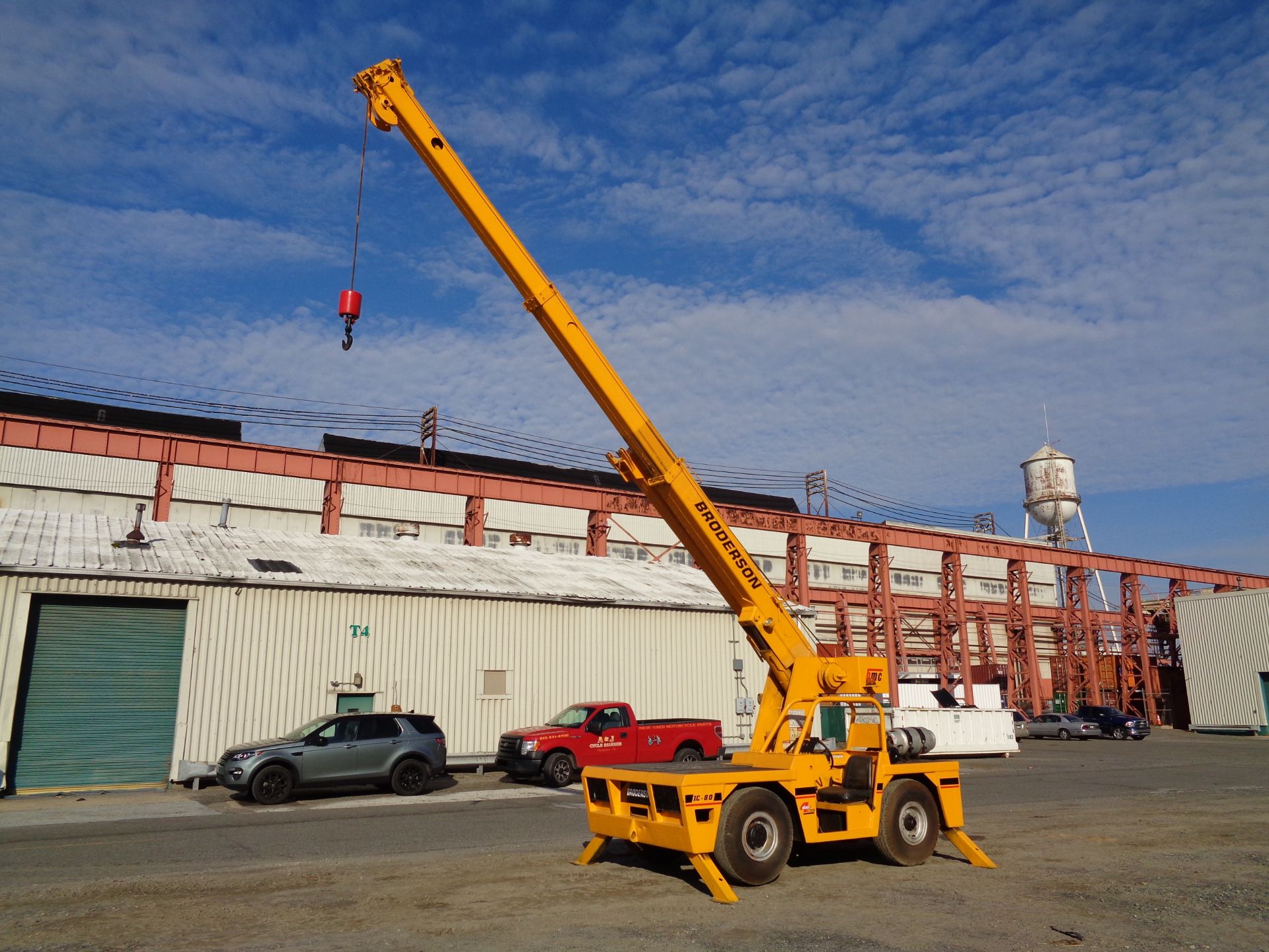 Broderson Carry Deck Crane IC80-2D - 17,000 lbs - Image 7 of 14
