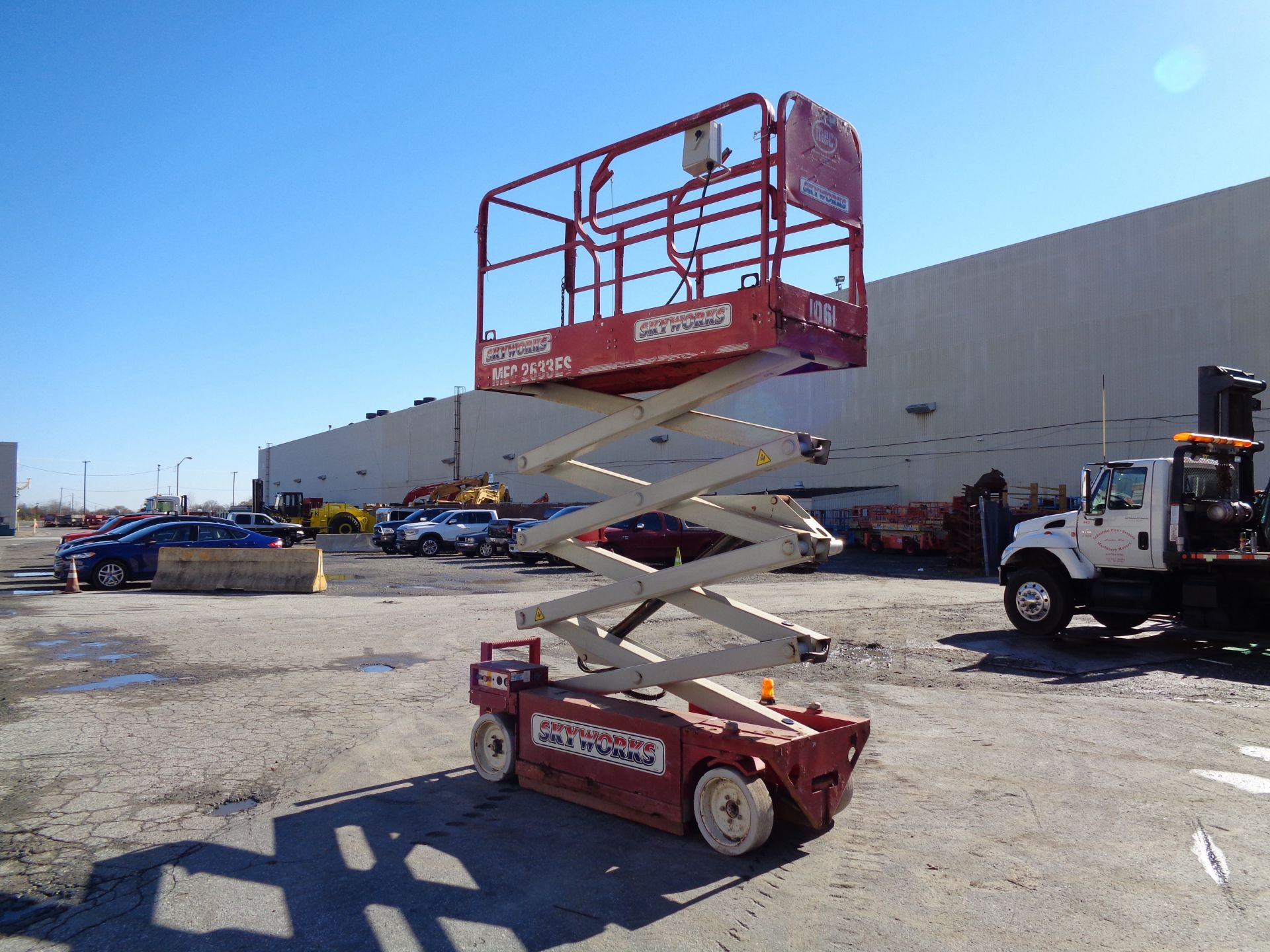 2009 MEC 2633ES Electric 26ft Scissor Lift - Image 12 of 29