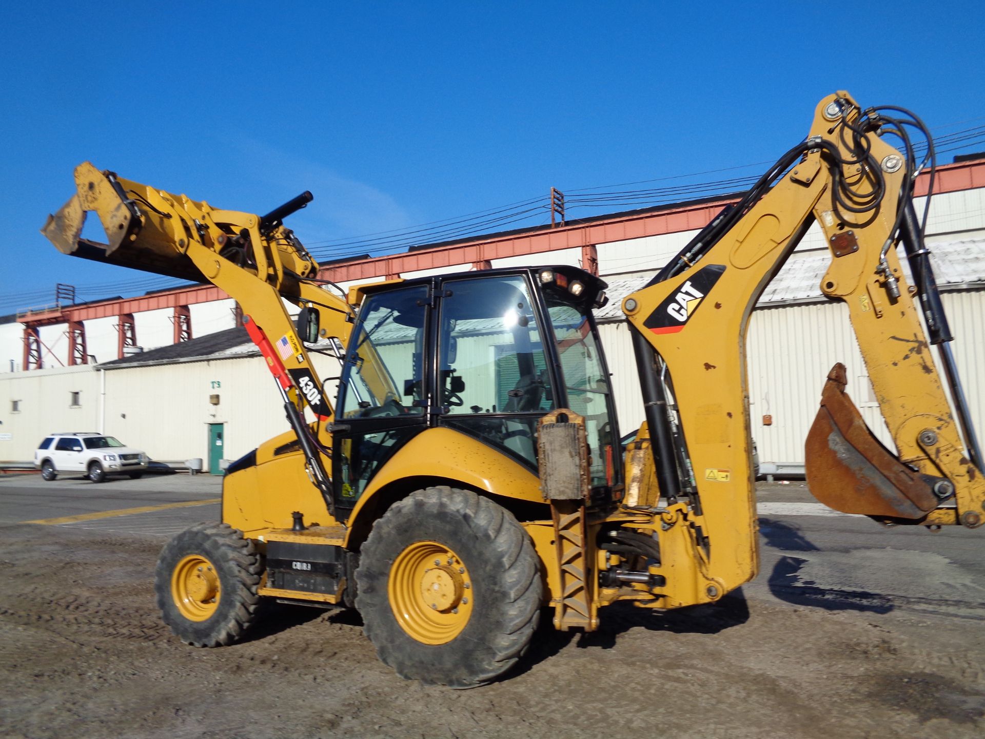 2014 Caterpillar 430F Backhoe Loader - 4x4 - Image 3 of 21