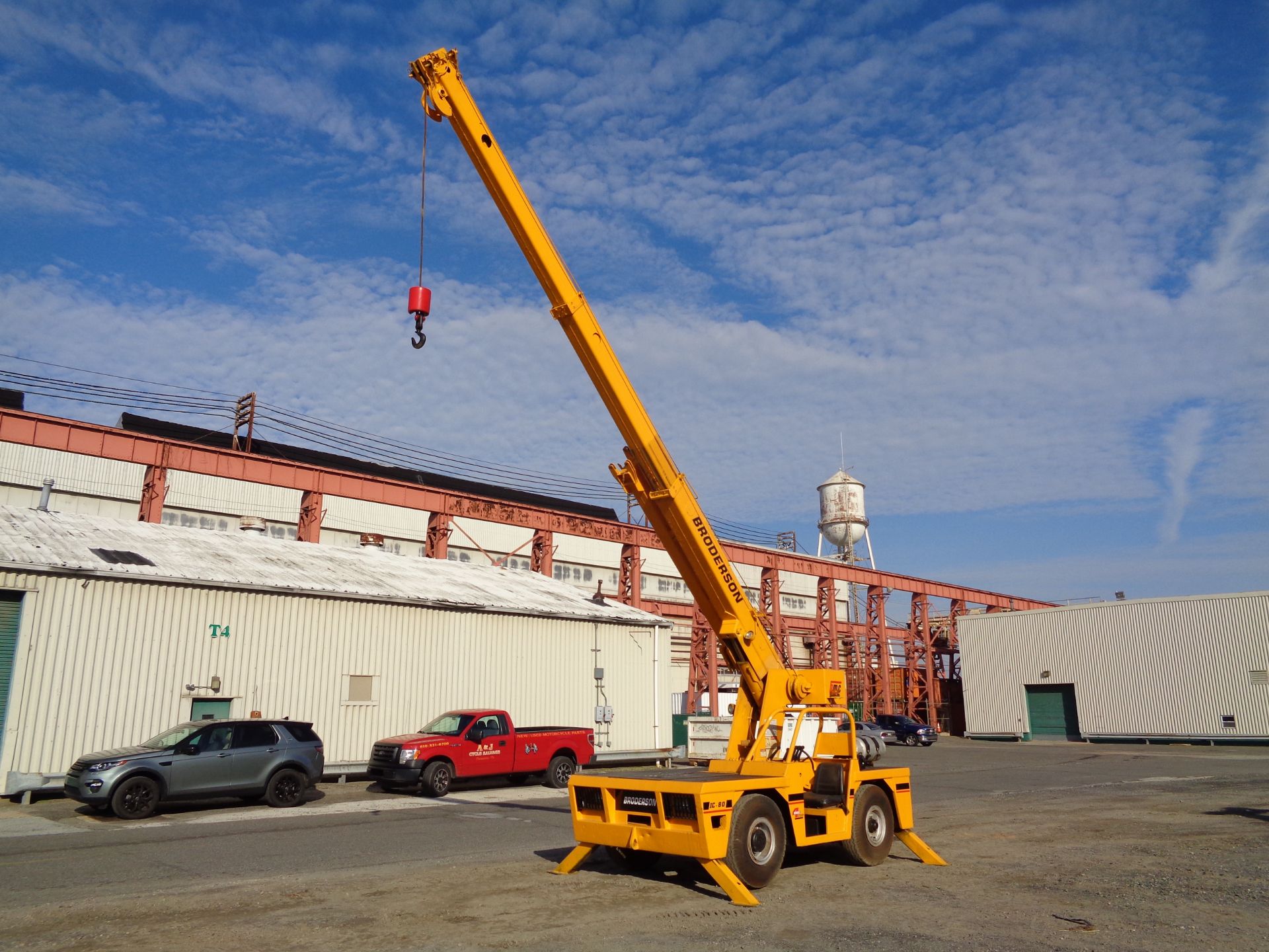 Broderson Carry Deck Crane IC80-2D - 17,000 lbs - Image 8 of 14