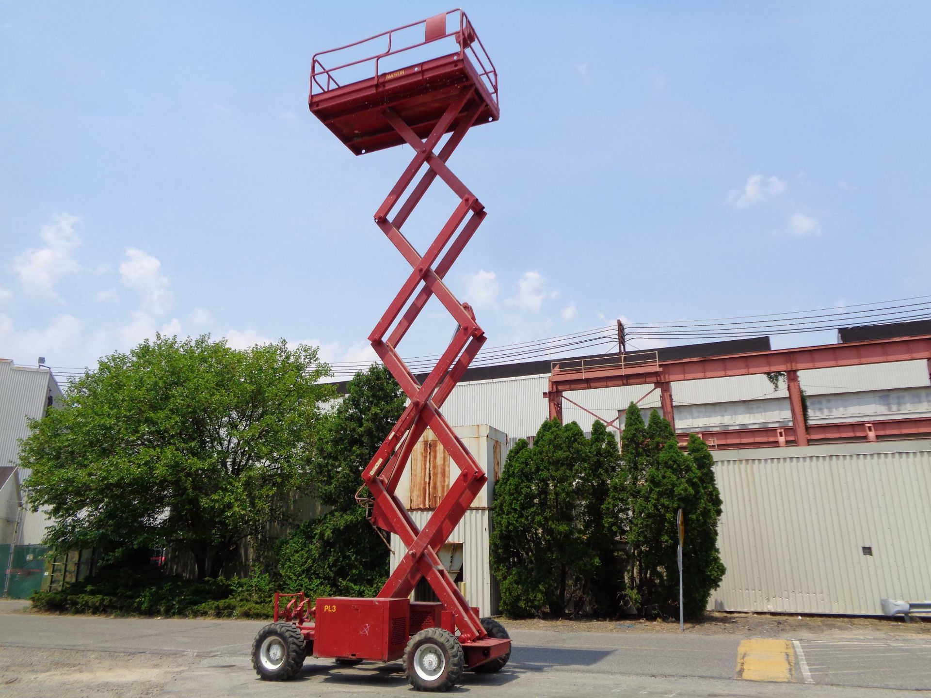 JLG 33RTS 33ft Rough Terrain Scissor Lift - Image 8 of 19