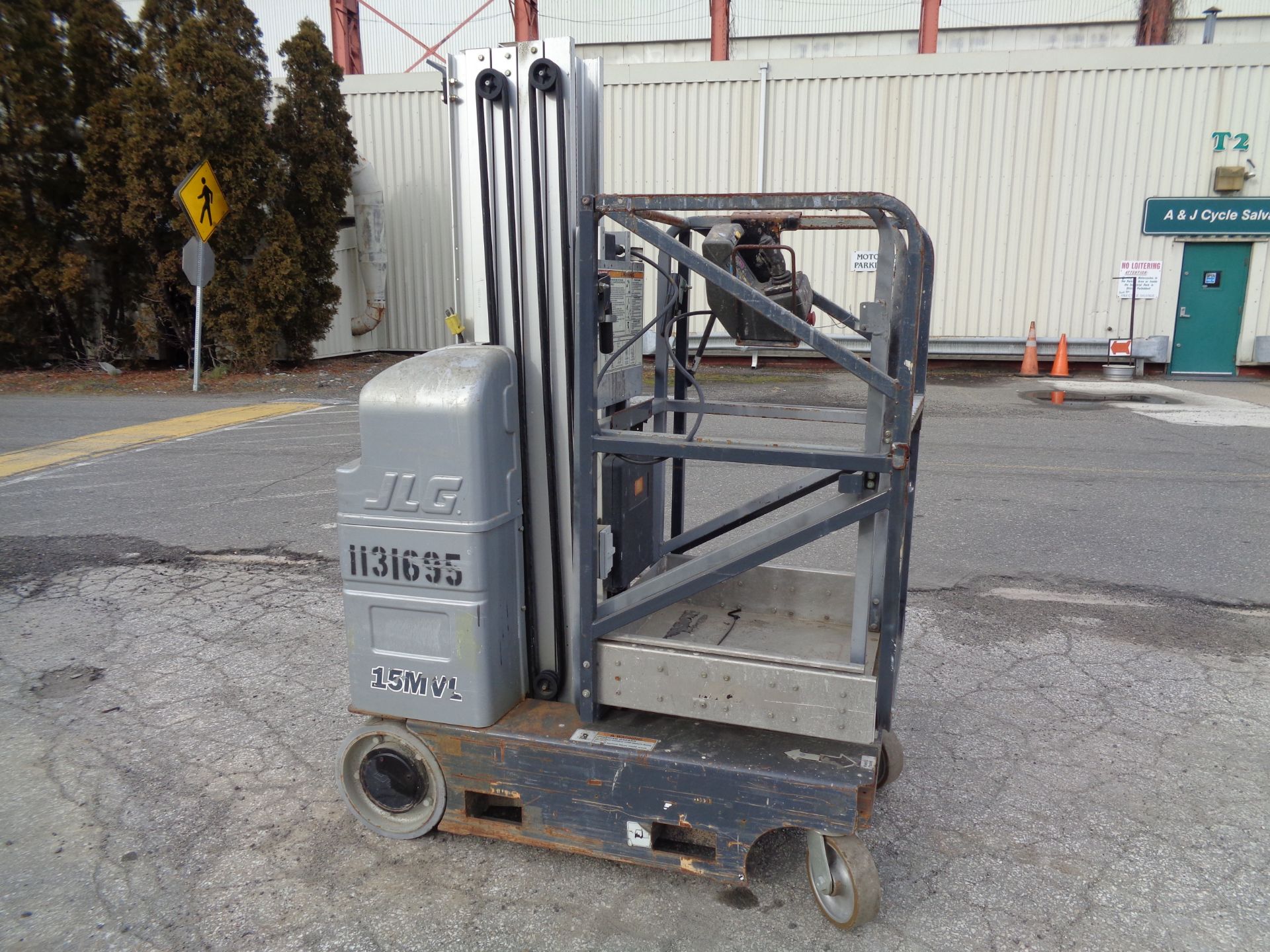 JLG 15MVL Personal Scissor Lift - Image 8 of 14