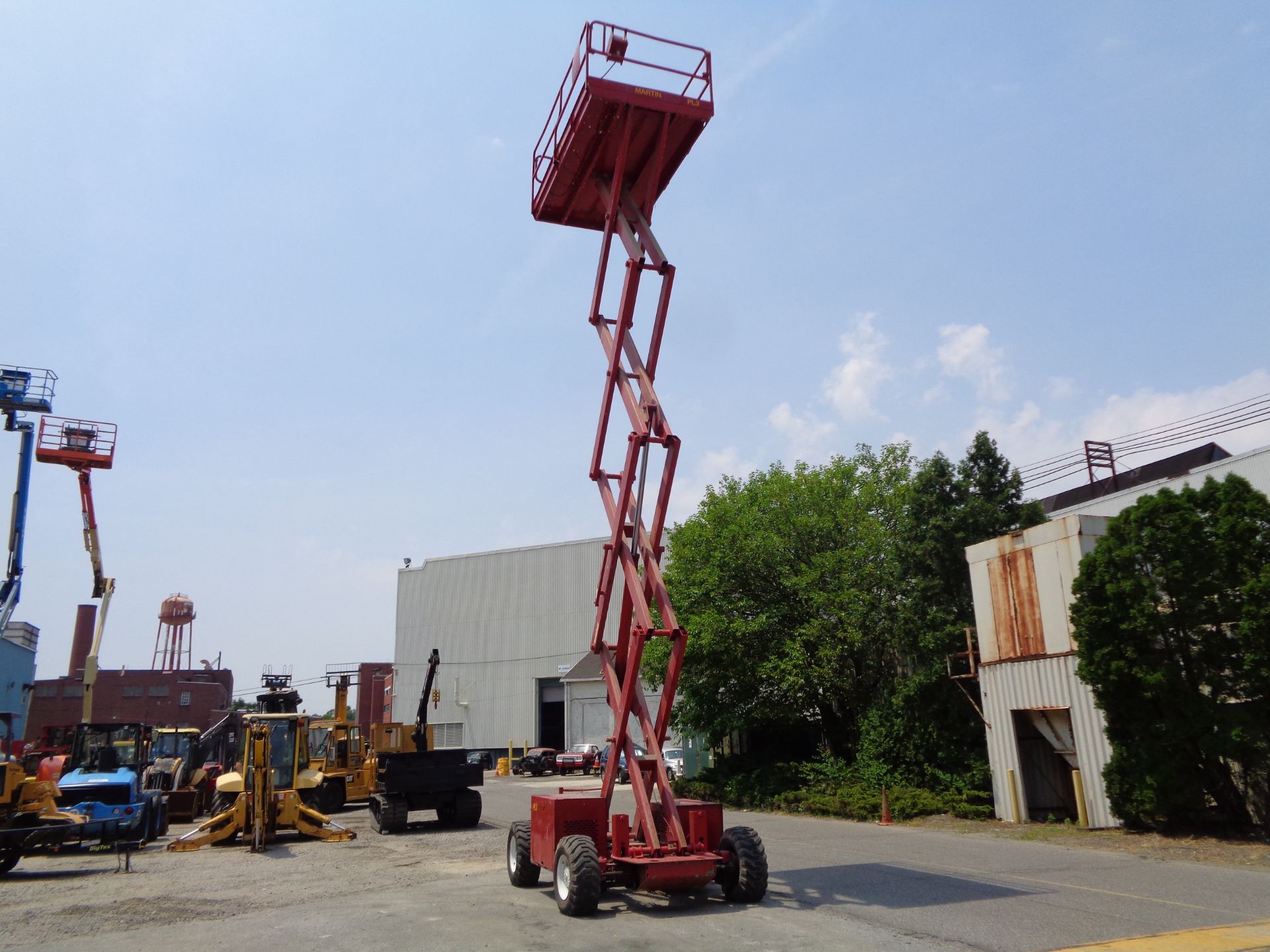 JLG 33RTS 33ft Rough Terrain Scissor Lift - Image 7 of 19