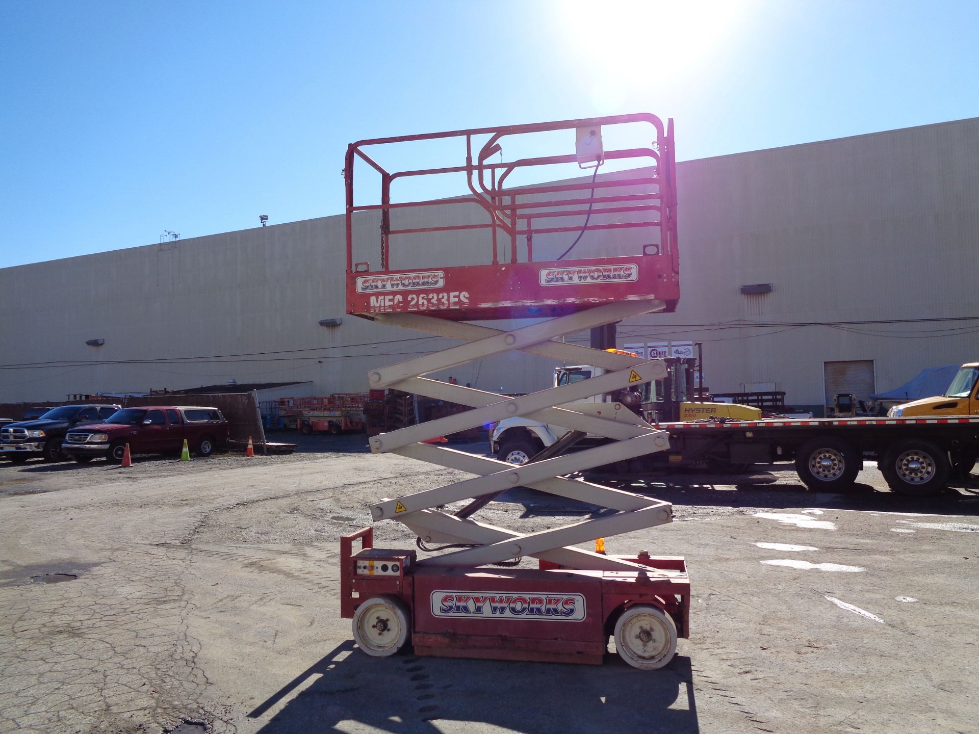 2009 MEC 2633ES Electric 26ft Scissor Lift - Image 11 of 29