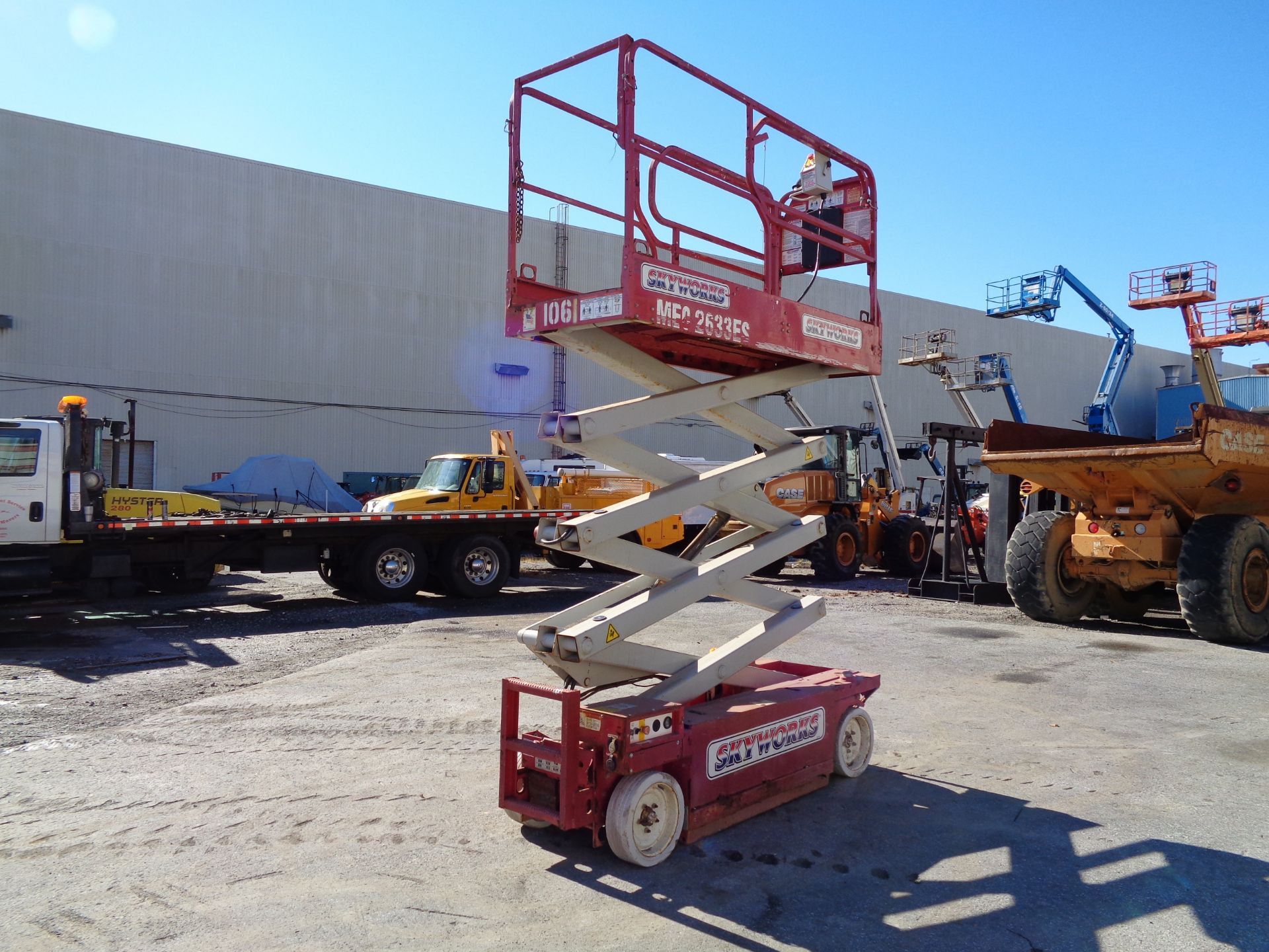 2009 MEC 2633ES Electric 26ft Scissor Lift - Image 9 of 29