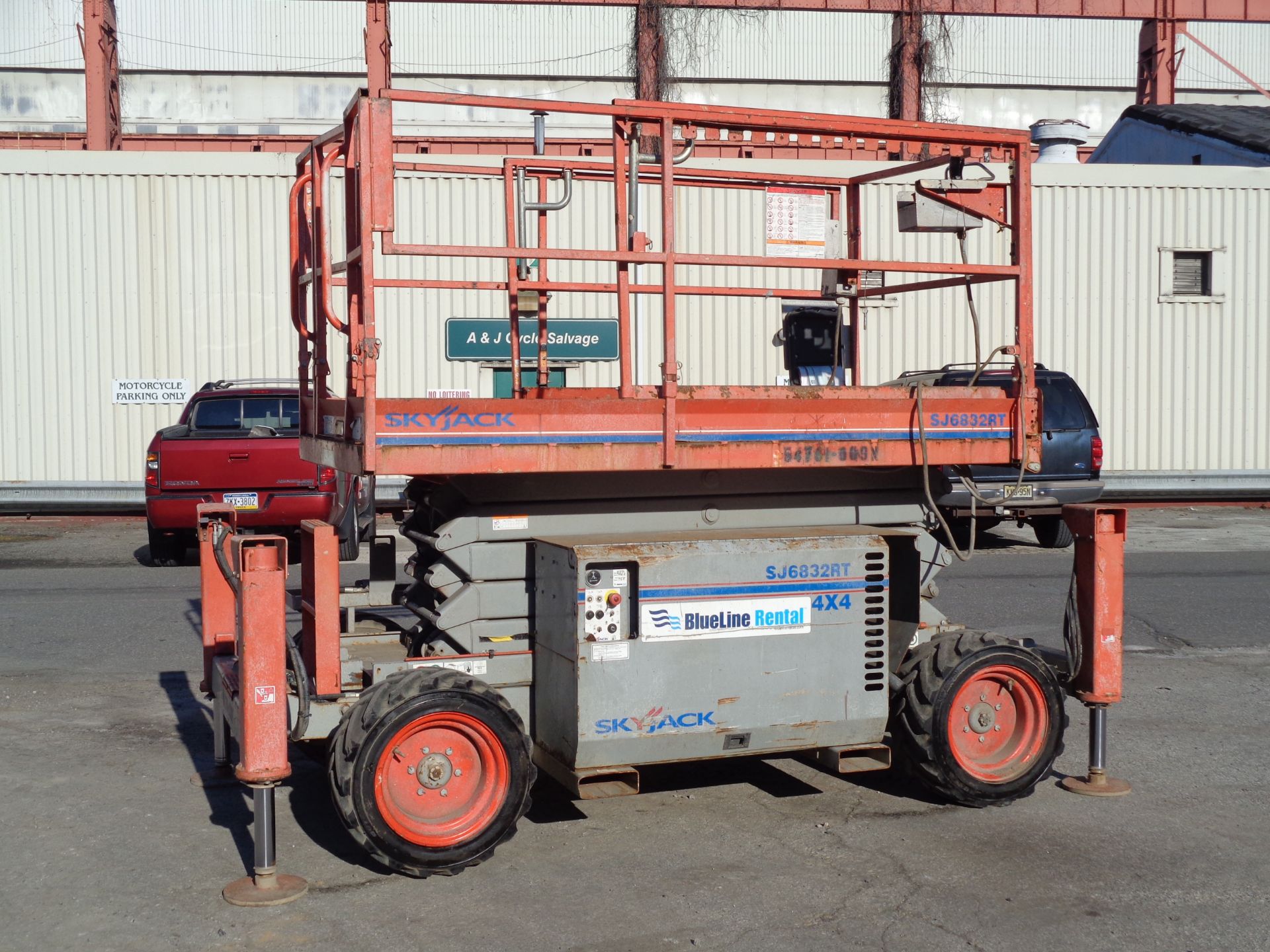 2011 Skyjack SJ6832RT 32ft Scissor Lift - Image 17 of 30