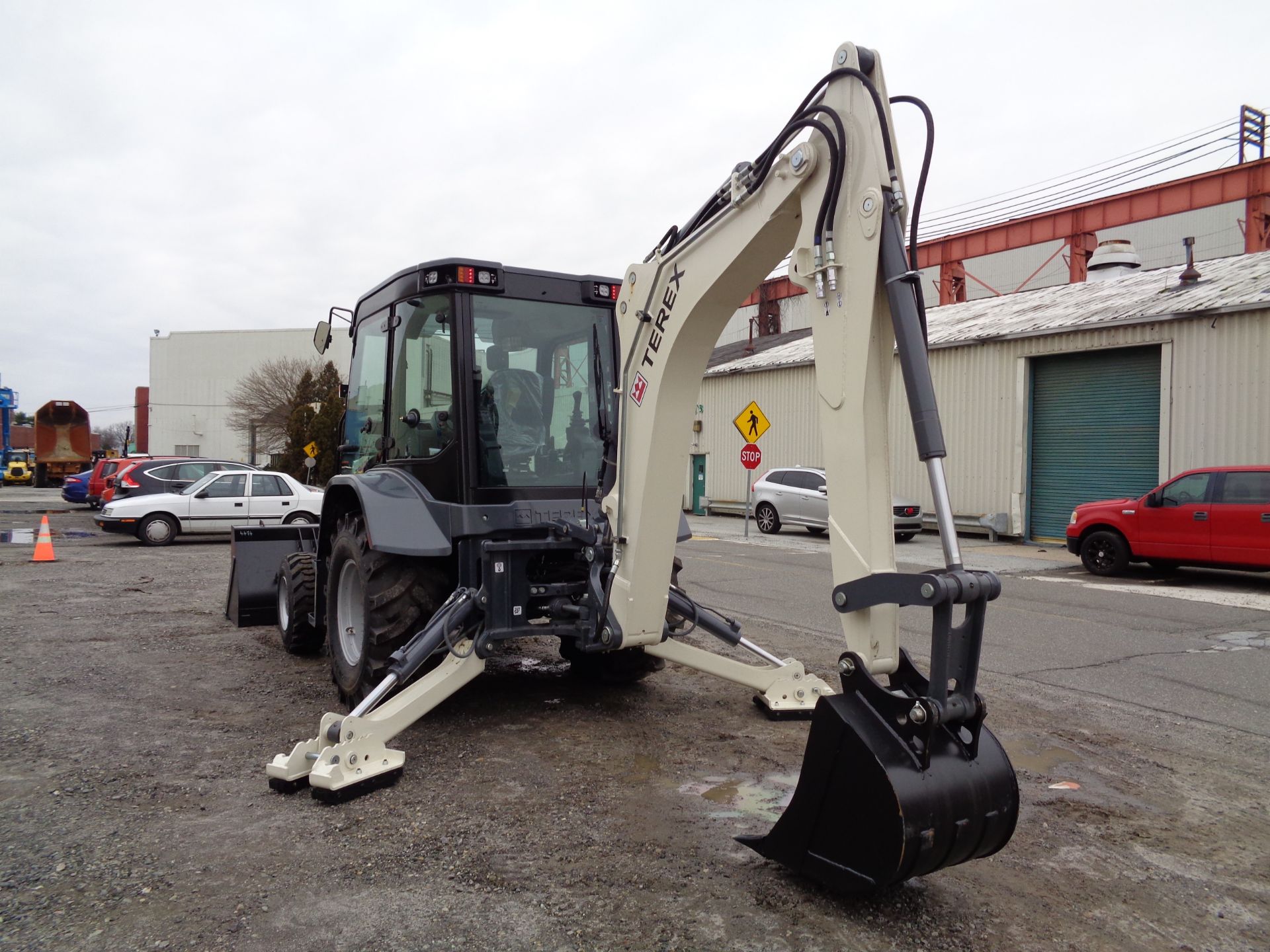 UNUSED NEW 2018 Terex 840R Backhoe - 4x4 - Image 2 of 20