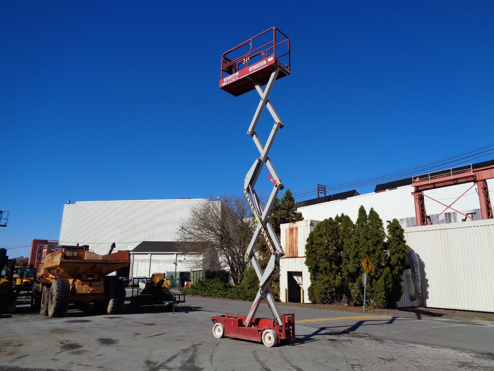 2009 MEC 2633ES Electric 26ft Scissor Lift - Image 7 of 29