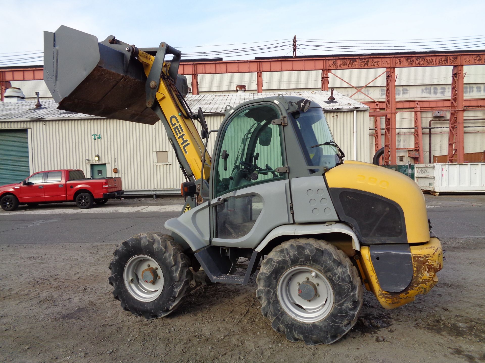 Gehl 341-02 Wheel Loader - Image 3 of 19