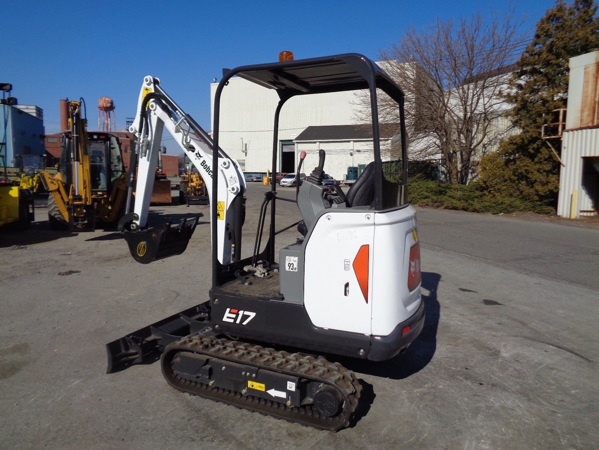 NEW Unused - 2017 Bobcat E17 Mini Excavator - Image 9 of 11