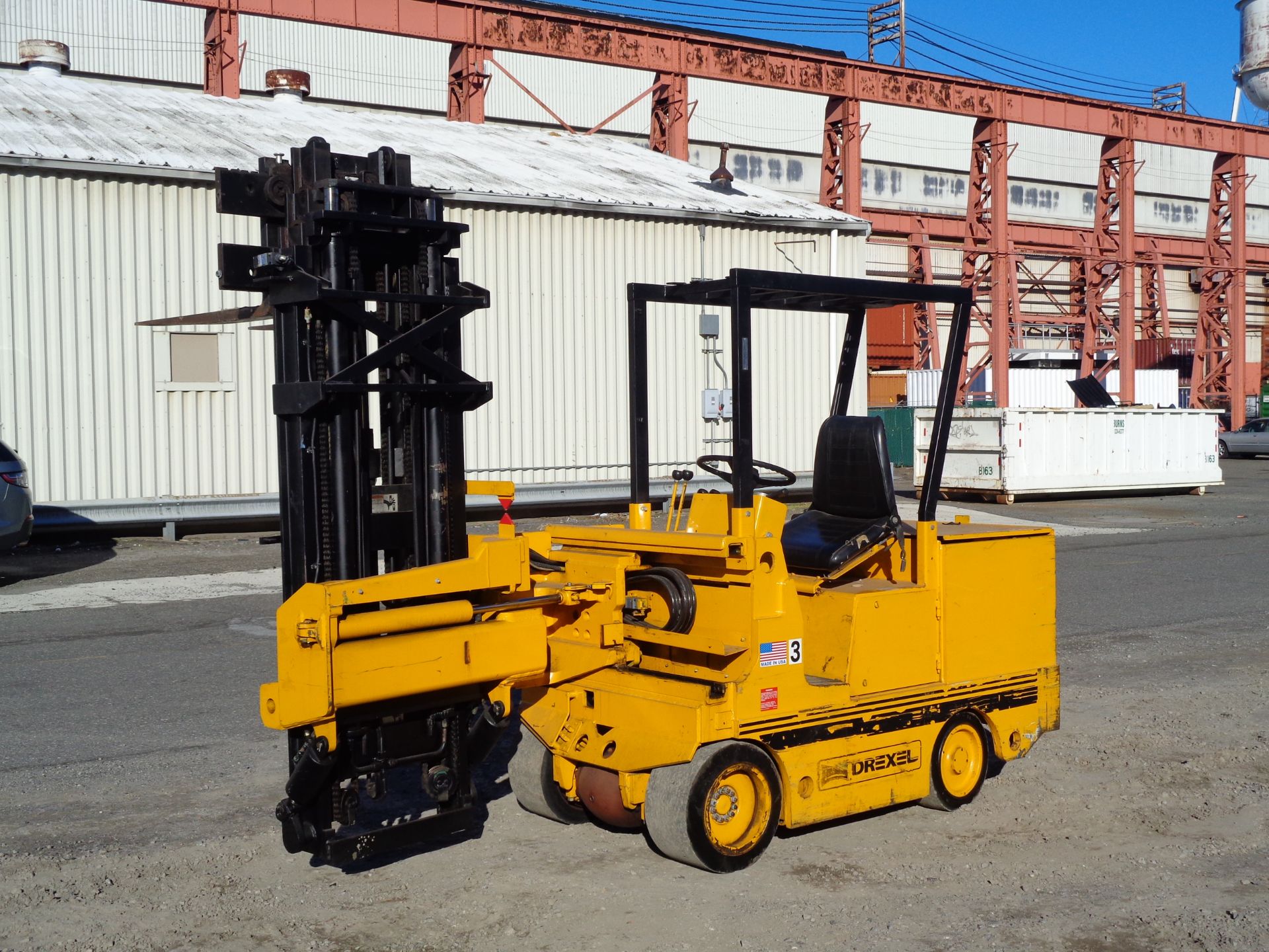 Drexel SL44/4 4,000LBS Swing Mast Forklift - Image 2 of 16