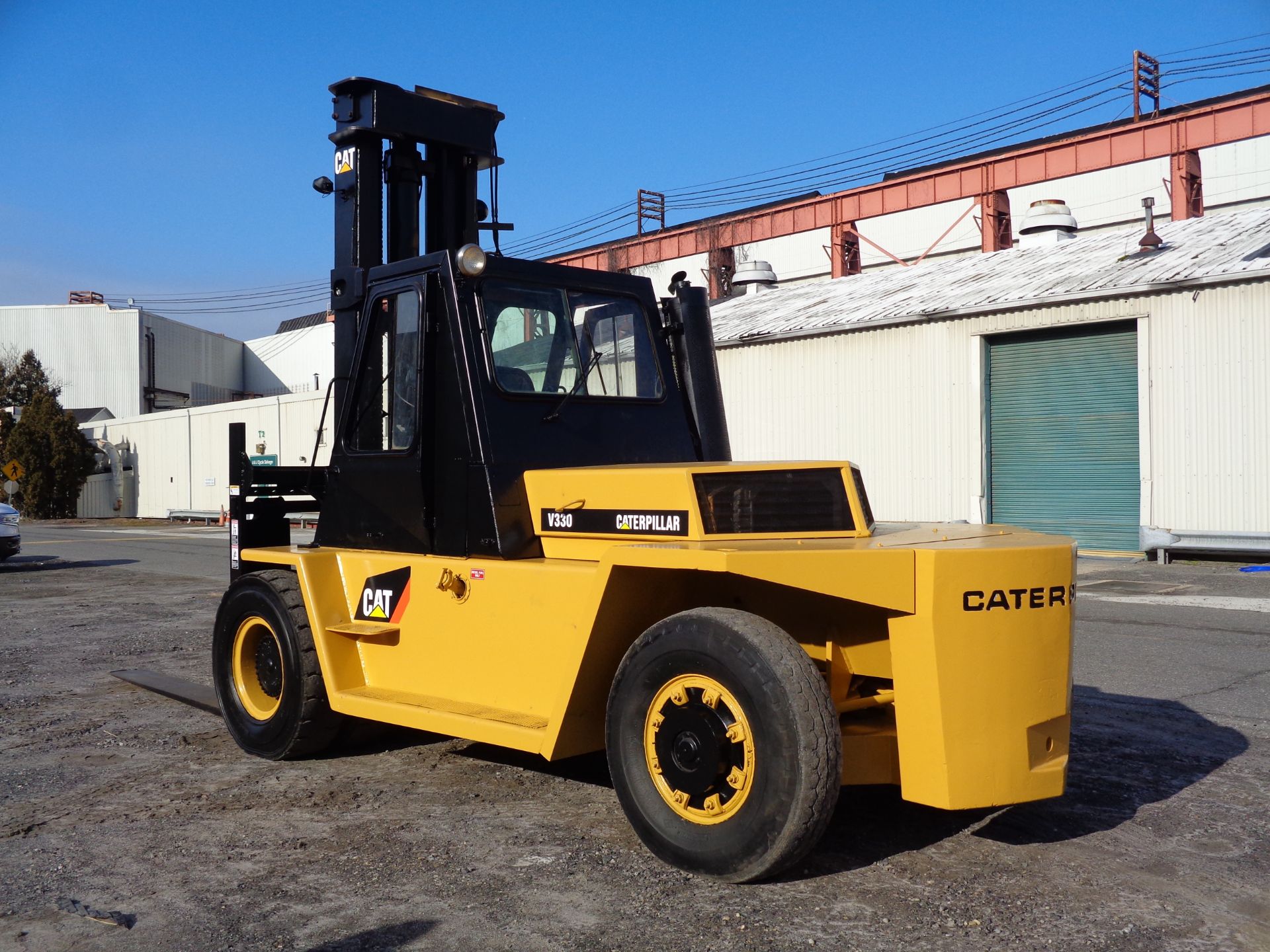 Caterpillar V330-B 33,000lbs Forklift - Image 11 of 21